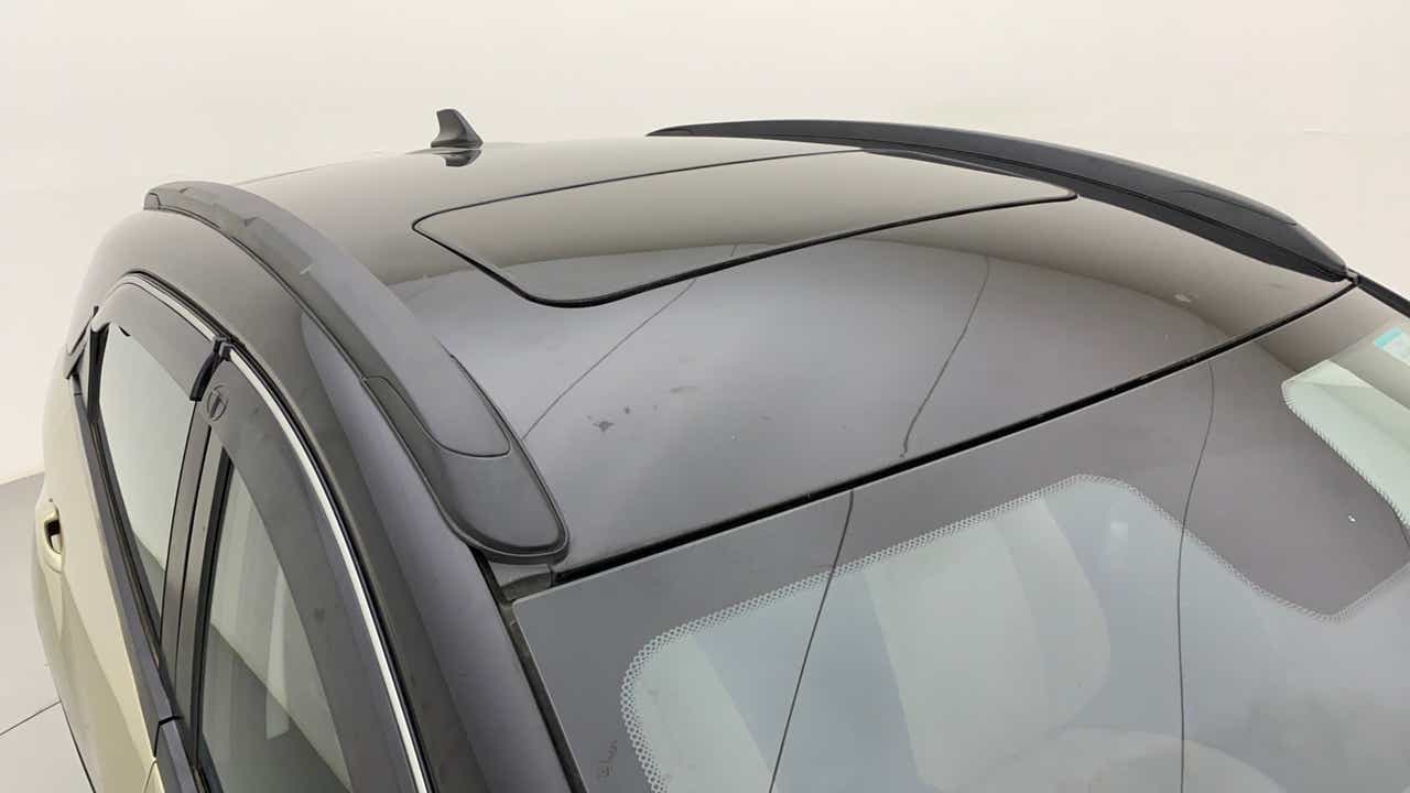 Sunroof and roof rails of a Tata Nexon 2017-2023