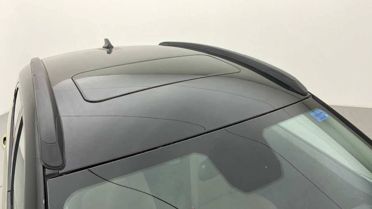 Sunroof and roof rails view of a Tata Nexon 2017-2023