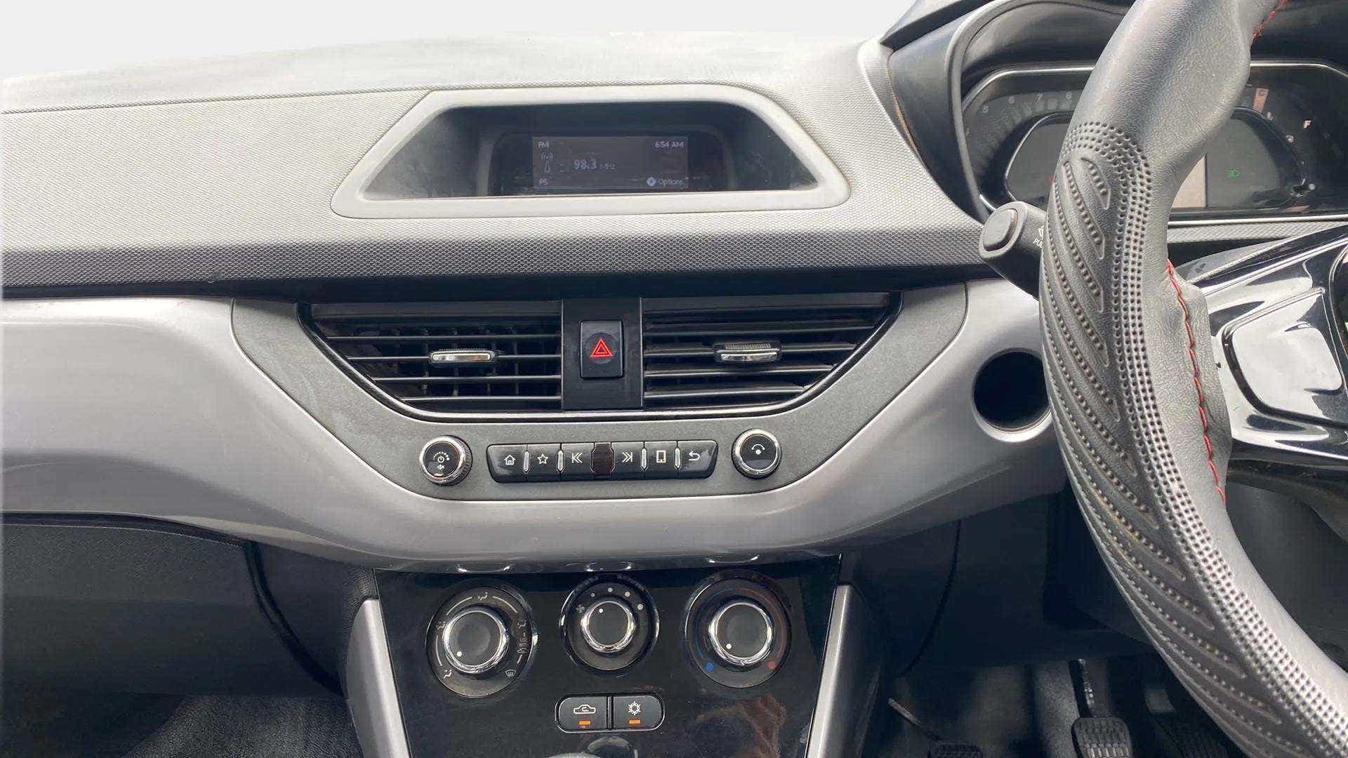 Dashboard view of a Tata Nexon 2017-2023