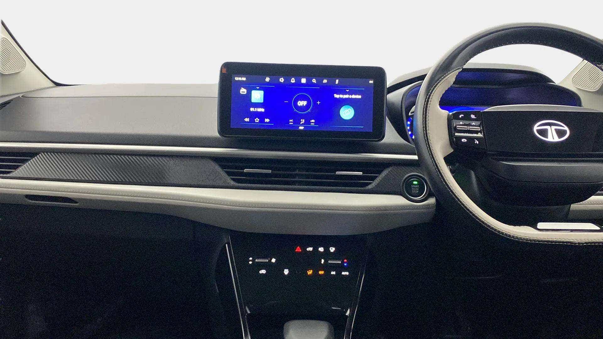 Dashboard view of a Tata Nexon 2017-2023