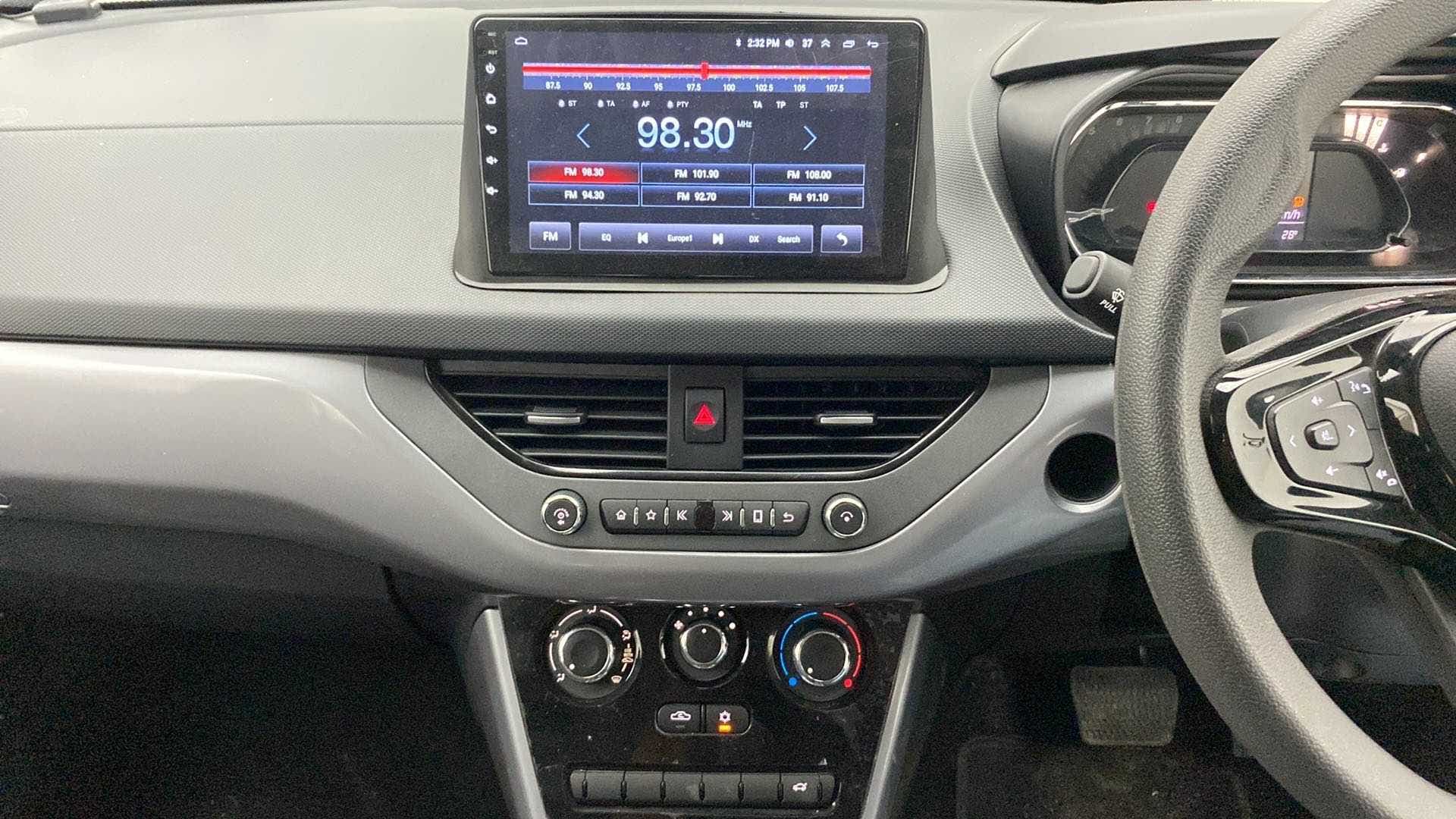 Dashboard view of a Tata Nexon 2017-2023