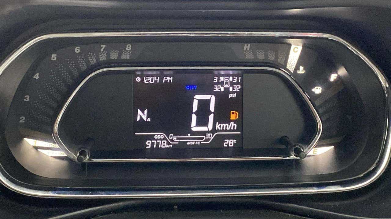 Instrument cluster display of a Tata Nexon 2017-2023