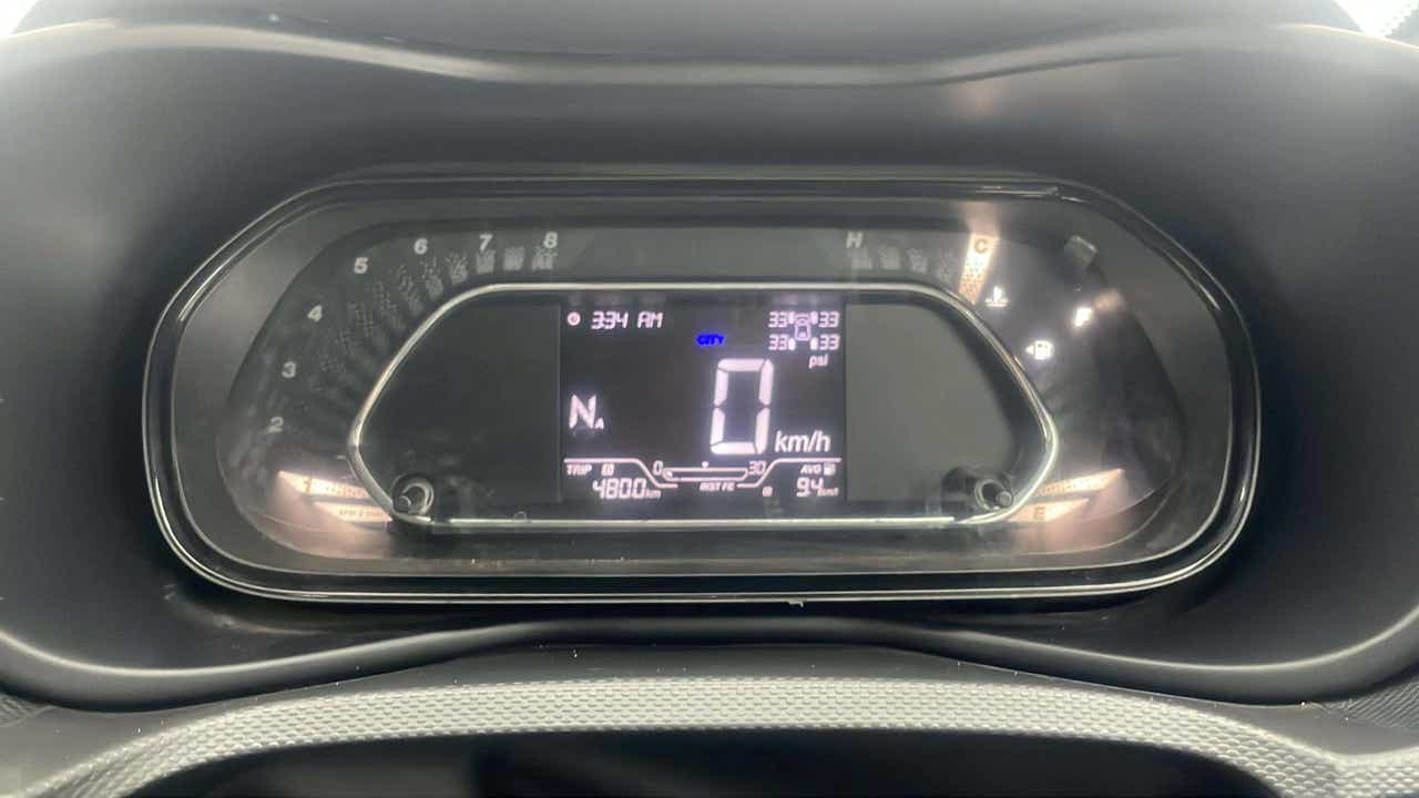 Instrument cluster display of a Tata Nexon 2017-2023