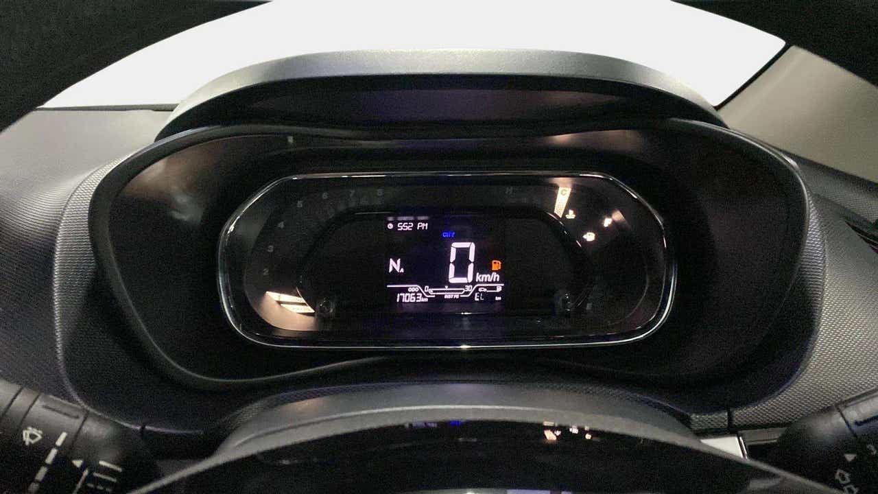 Instrument cluster view of a Tata Nexon 2017-2023