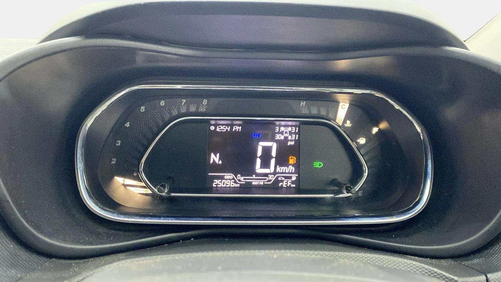 Instrument cluster of a Tata Nexon 2017-2023