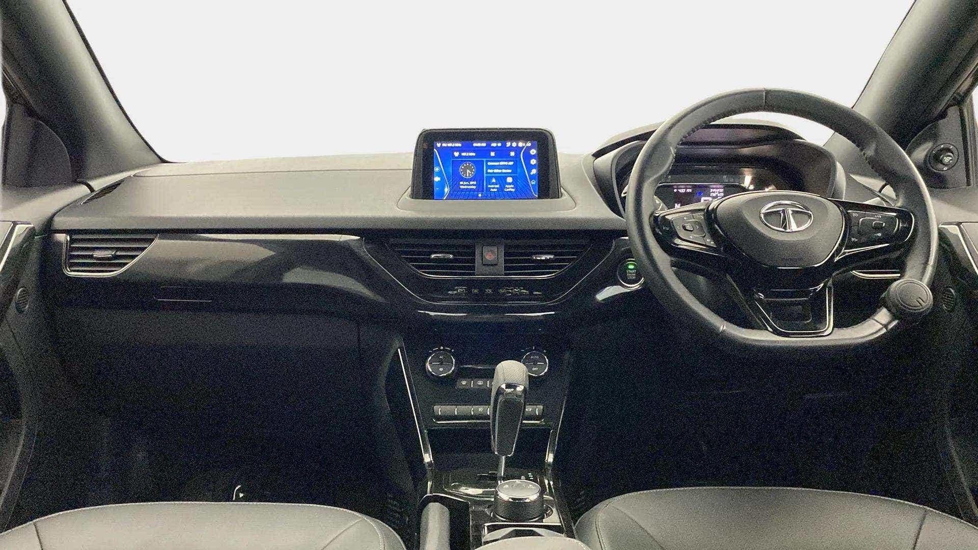 Dashboard view of a Tata Nexon 2017-2023