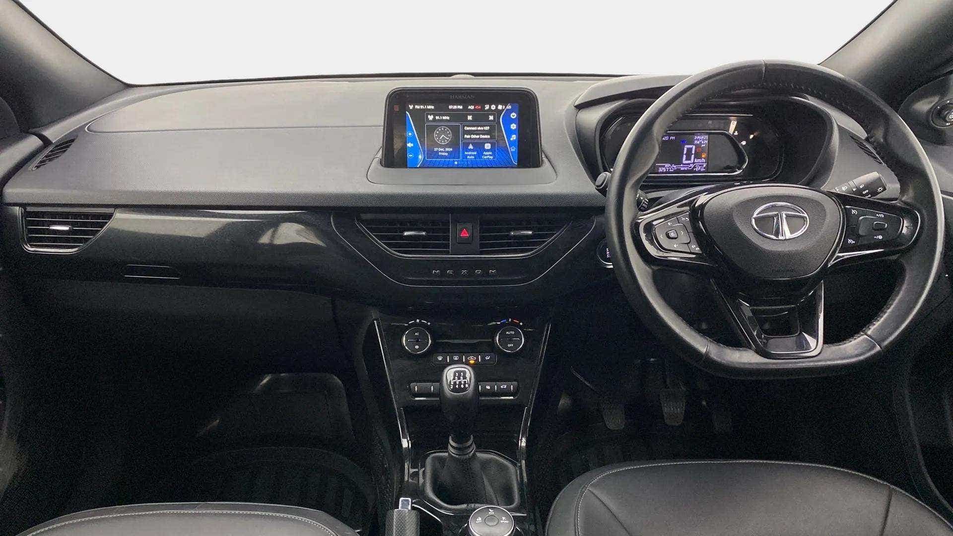 Dashboard and steering wheel of a Tata Nexon 2017-2023