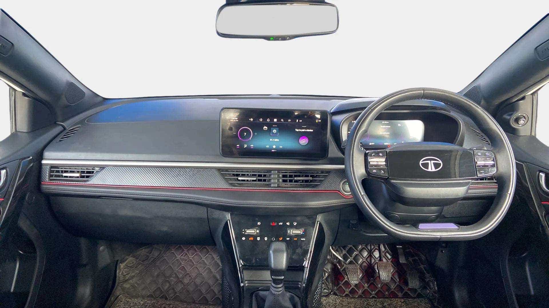 Dashboard and steering wheel of a Tata Nexon 2017-2023