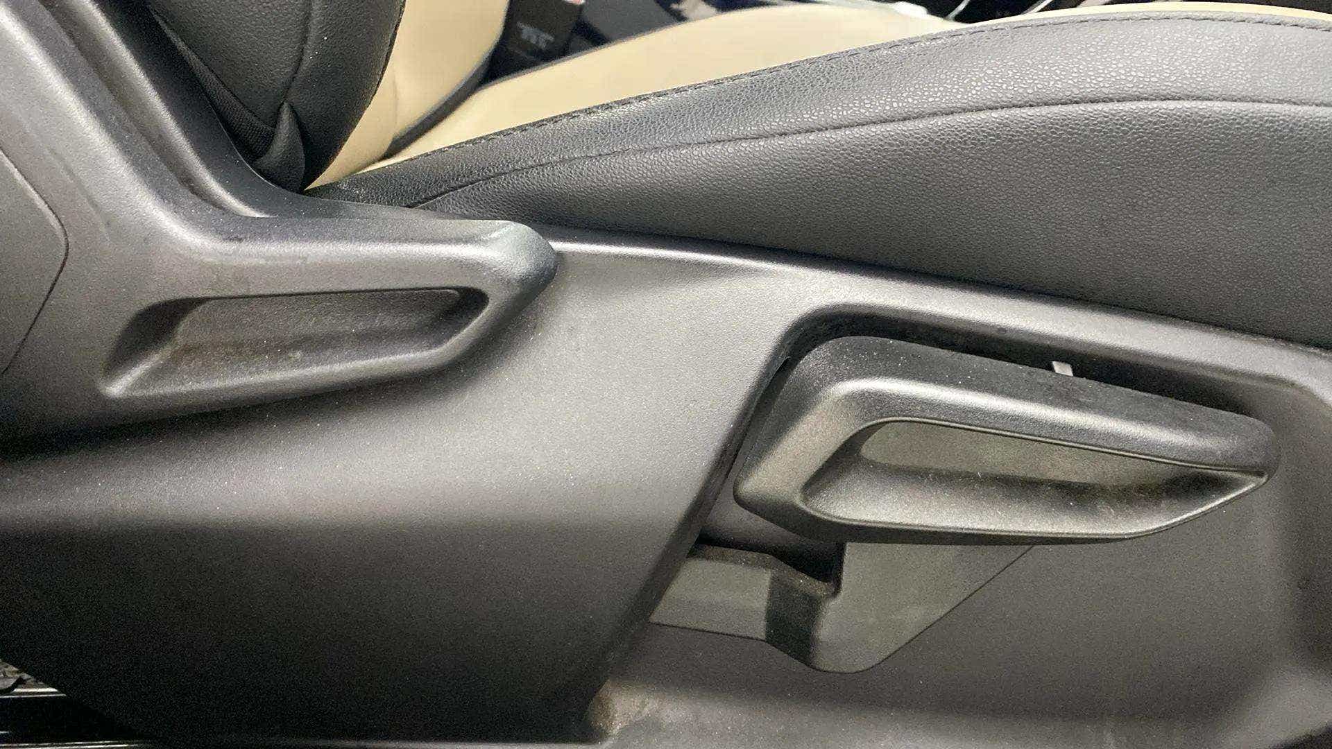 Seat adjustment lever of a Tata Nexon 2017-2023