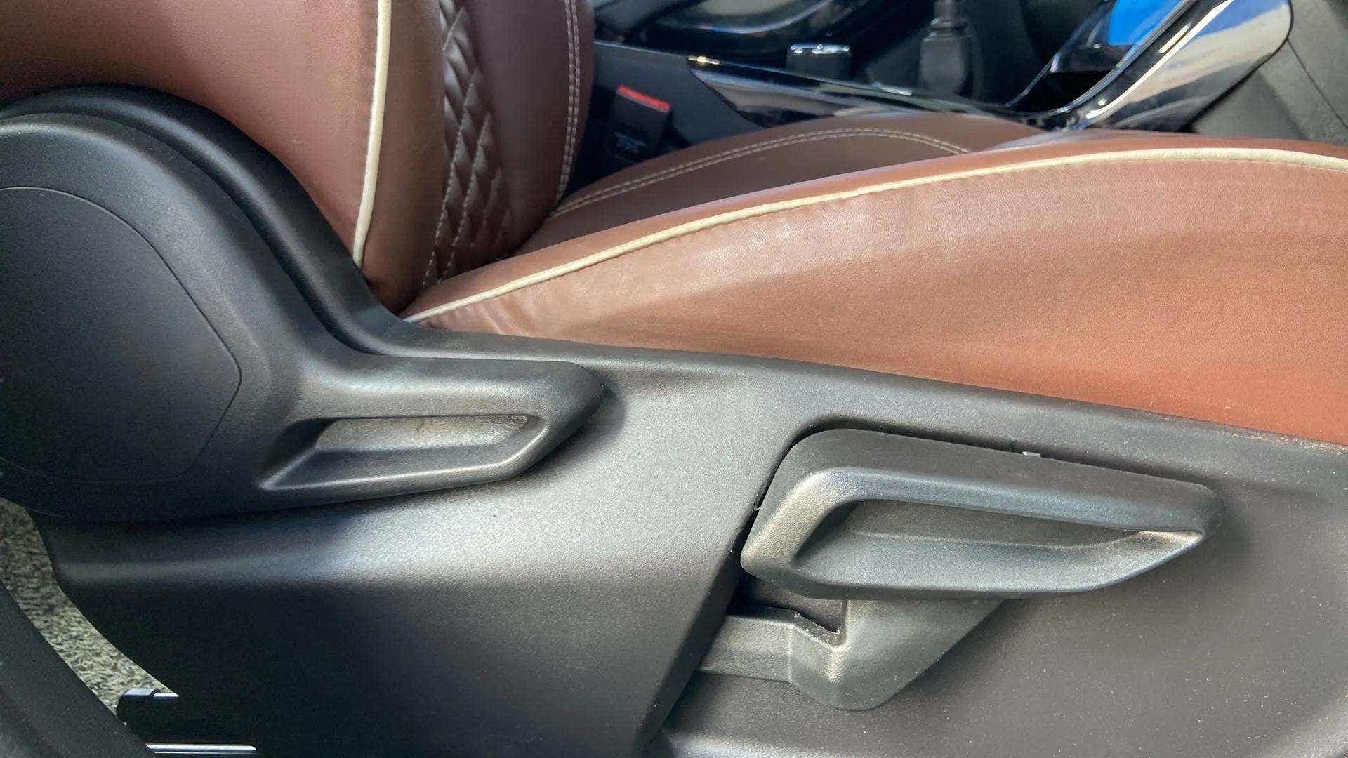 Seat adjustment lever of a Tata Nexon 2017-2023