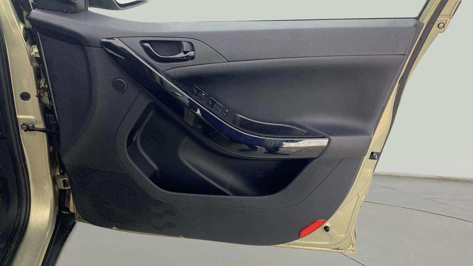 Front door panel of a Tata Nexon 2017-2023