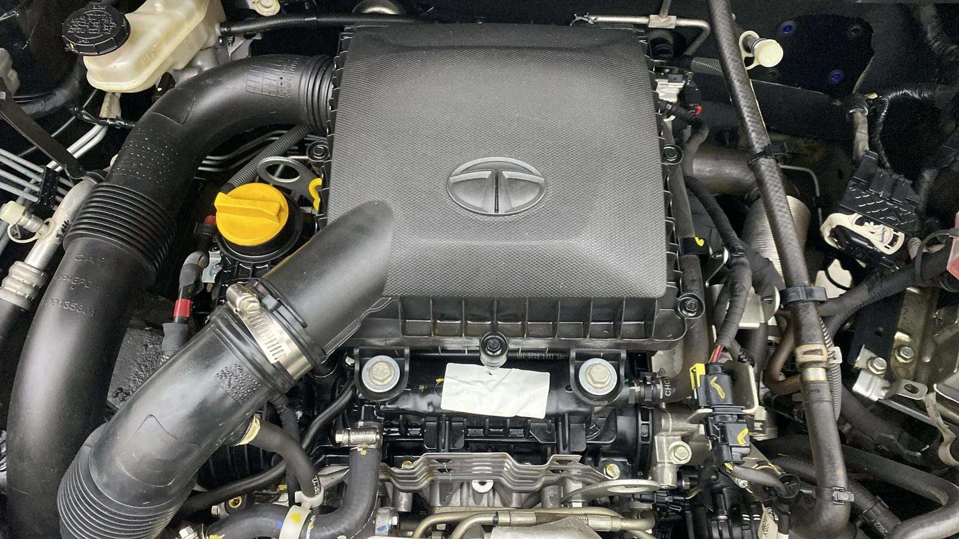 Engine bay view of a Tata Nexon 2017-2023