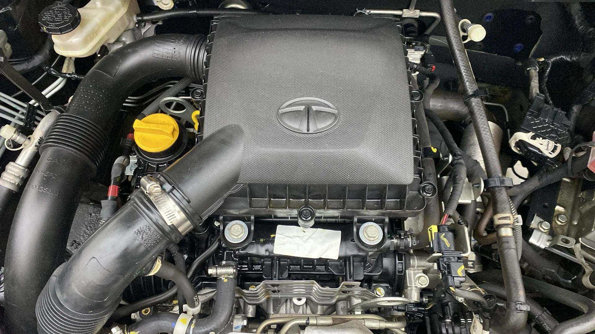 Engine bay view of a Tata Nexon 2017-2023