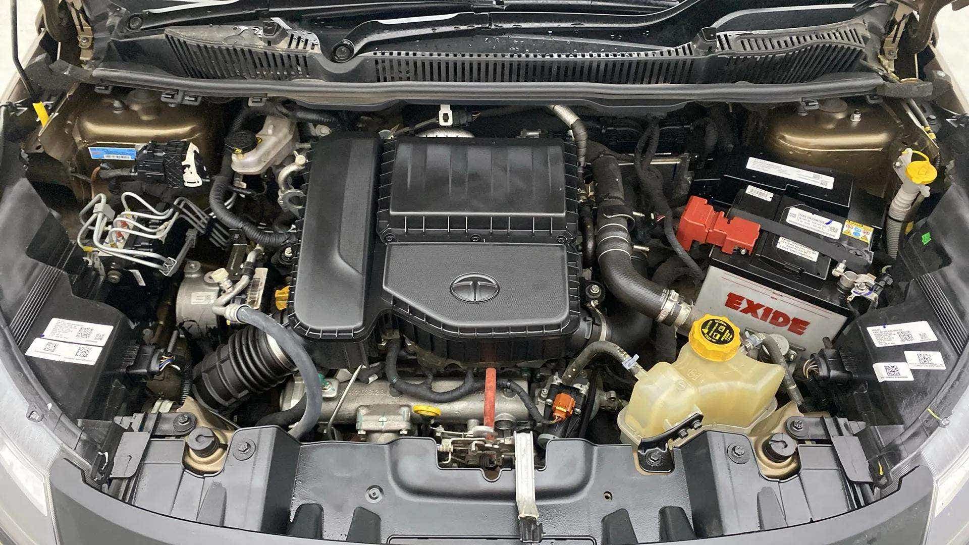 Engine bay of a Tata Nexon 2017-2023