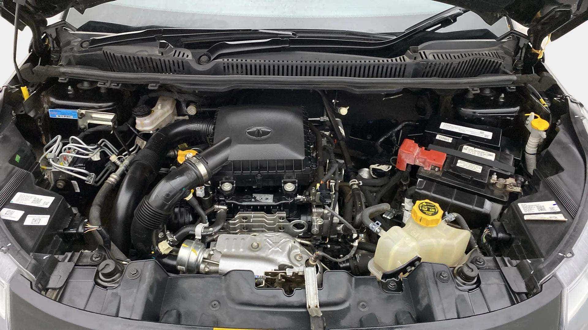 Engine bay of a Tata Nexon 2017-2023