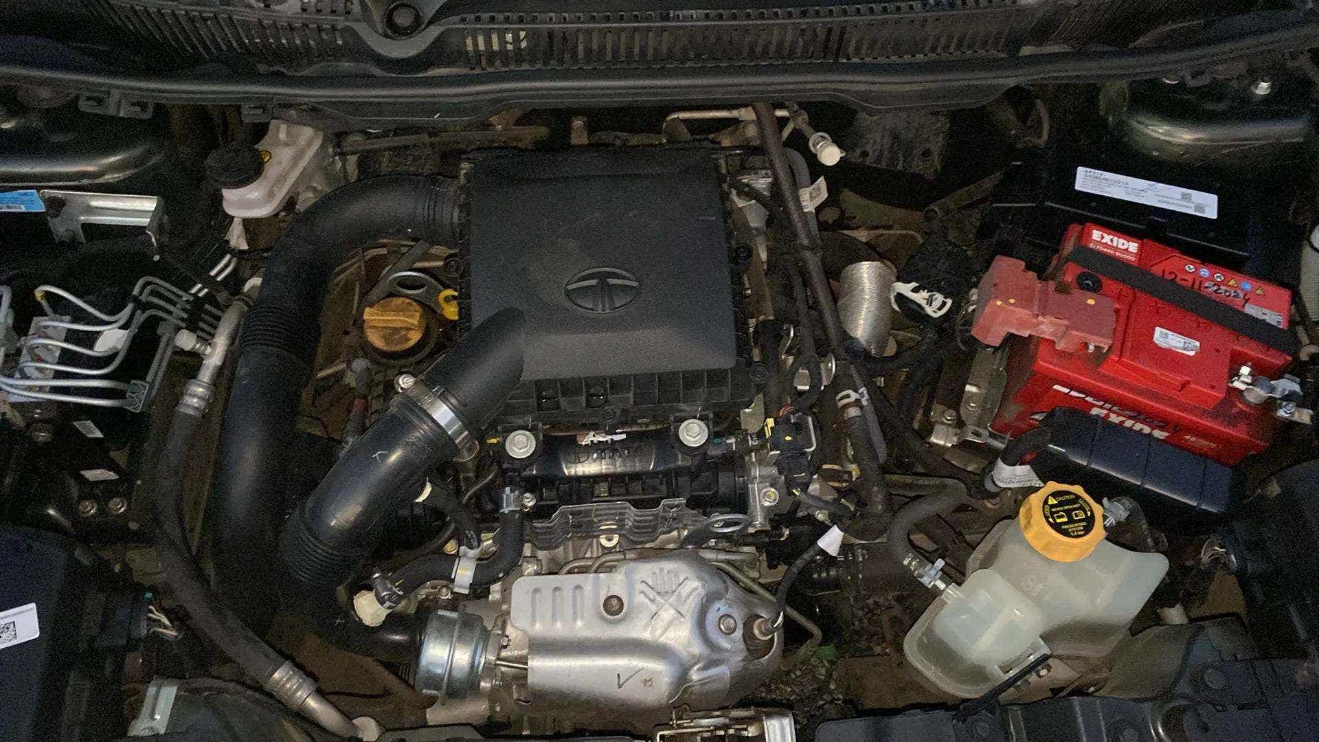 Engine bay view of a Tata Nexon 2017-2023