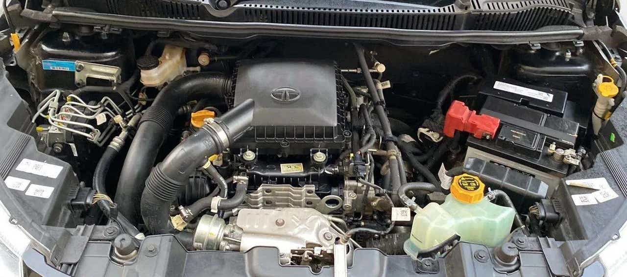 Engine bay view of a Tata Nexon 2017-2023