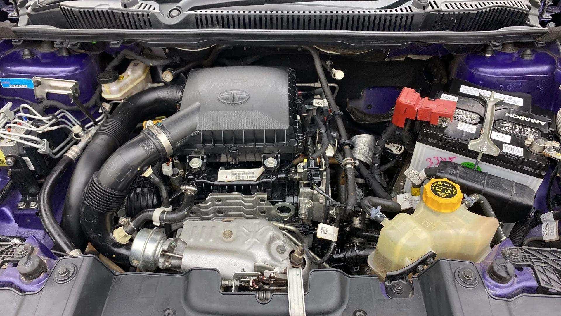 Engine bay of a Tata Nexon 2017-2023