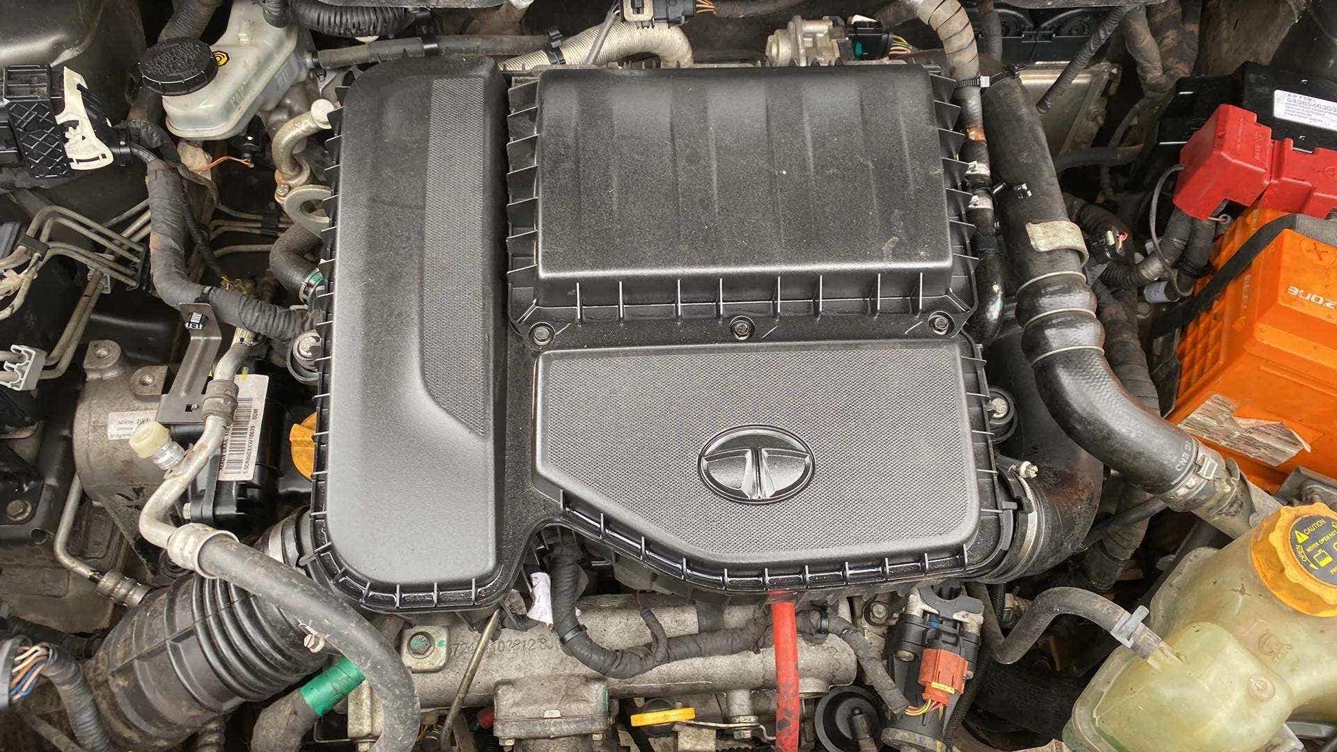 Engine bay view of a Tata Nexon 2017-2023