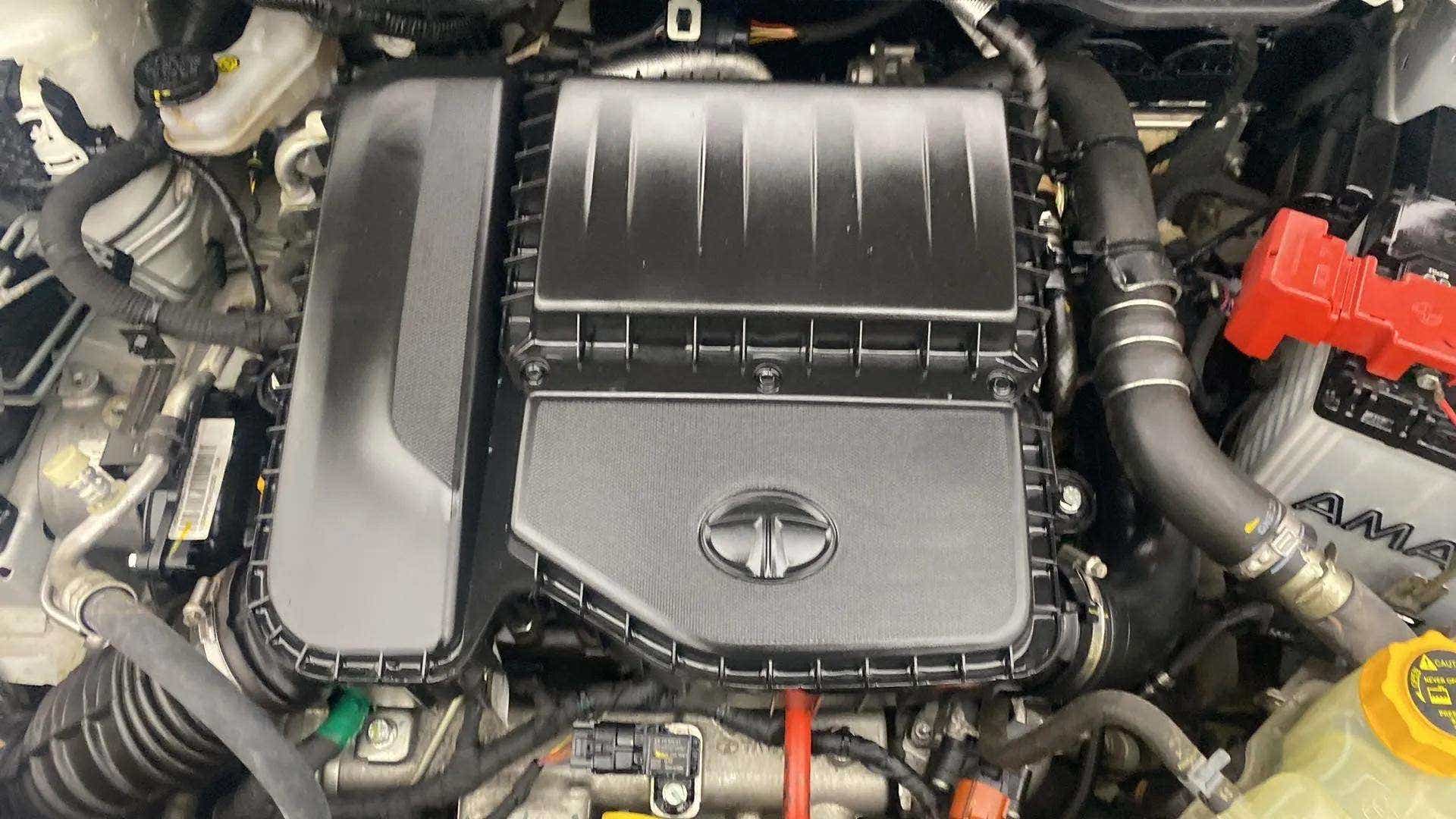 Engine bay of a Tata Nexon 2017-2023