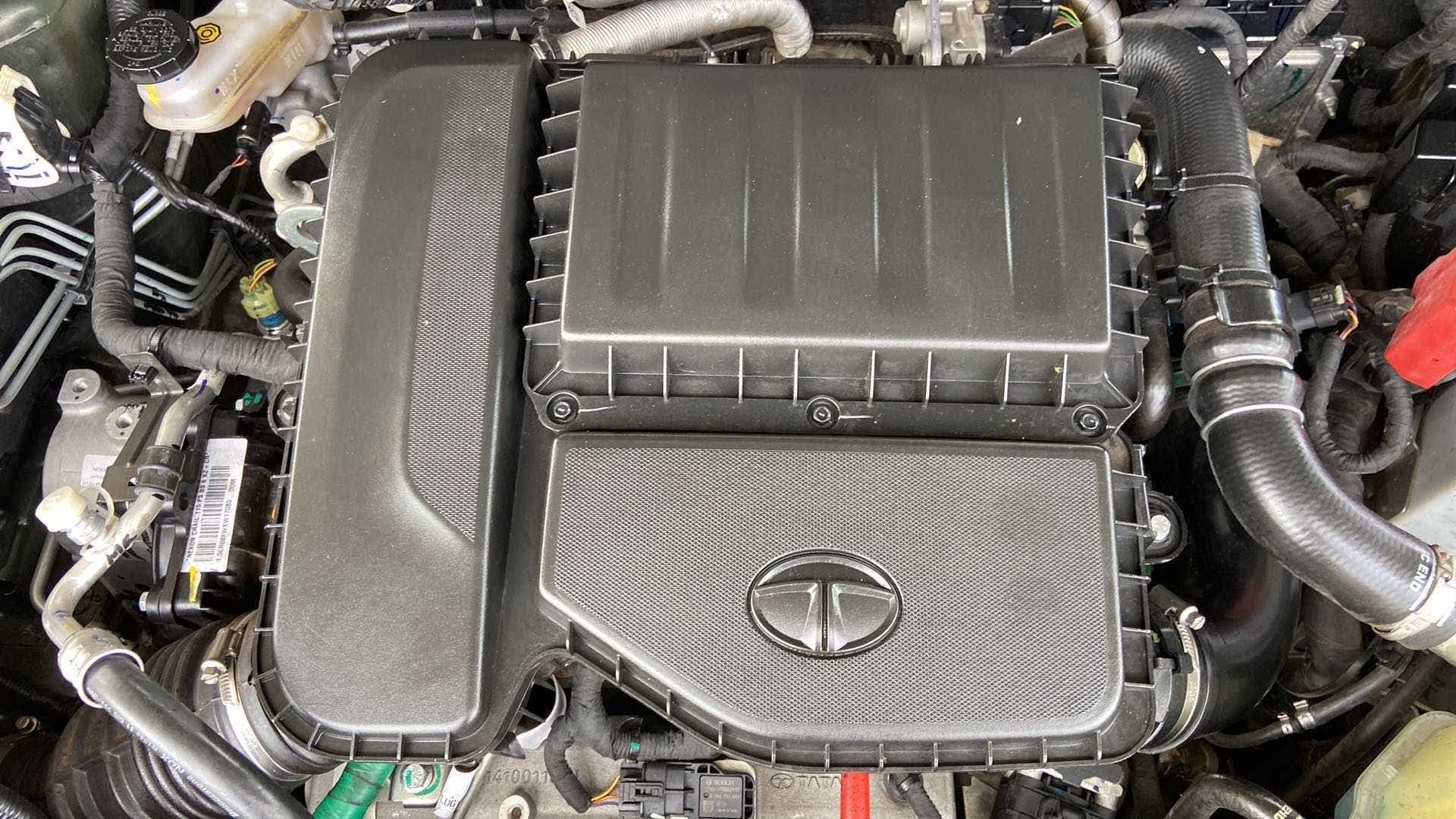 Engine bay of a Tata Nexon 2017-2023