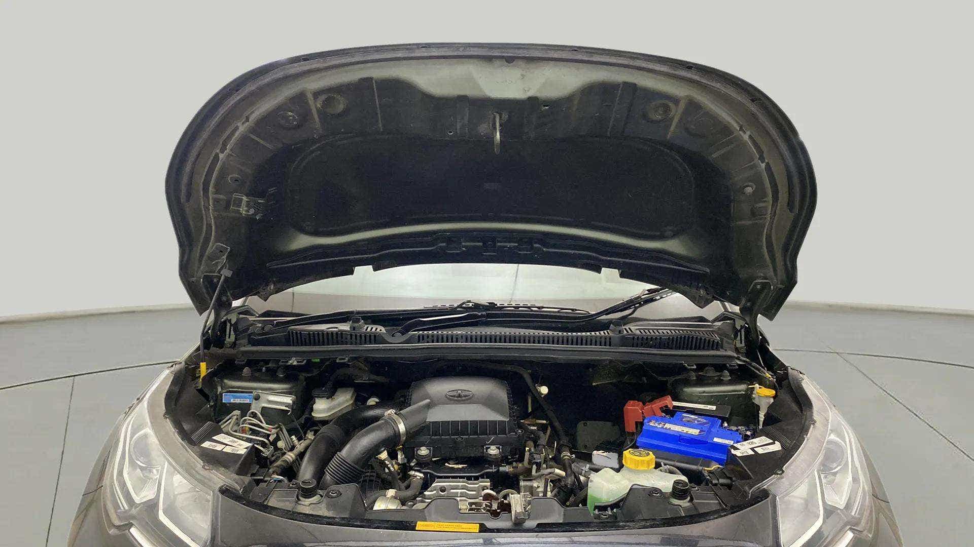 Engine bay view of a Tata Nexon 2017-2023