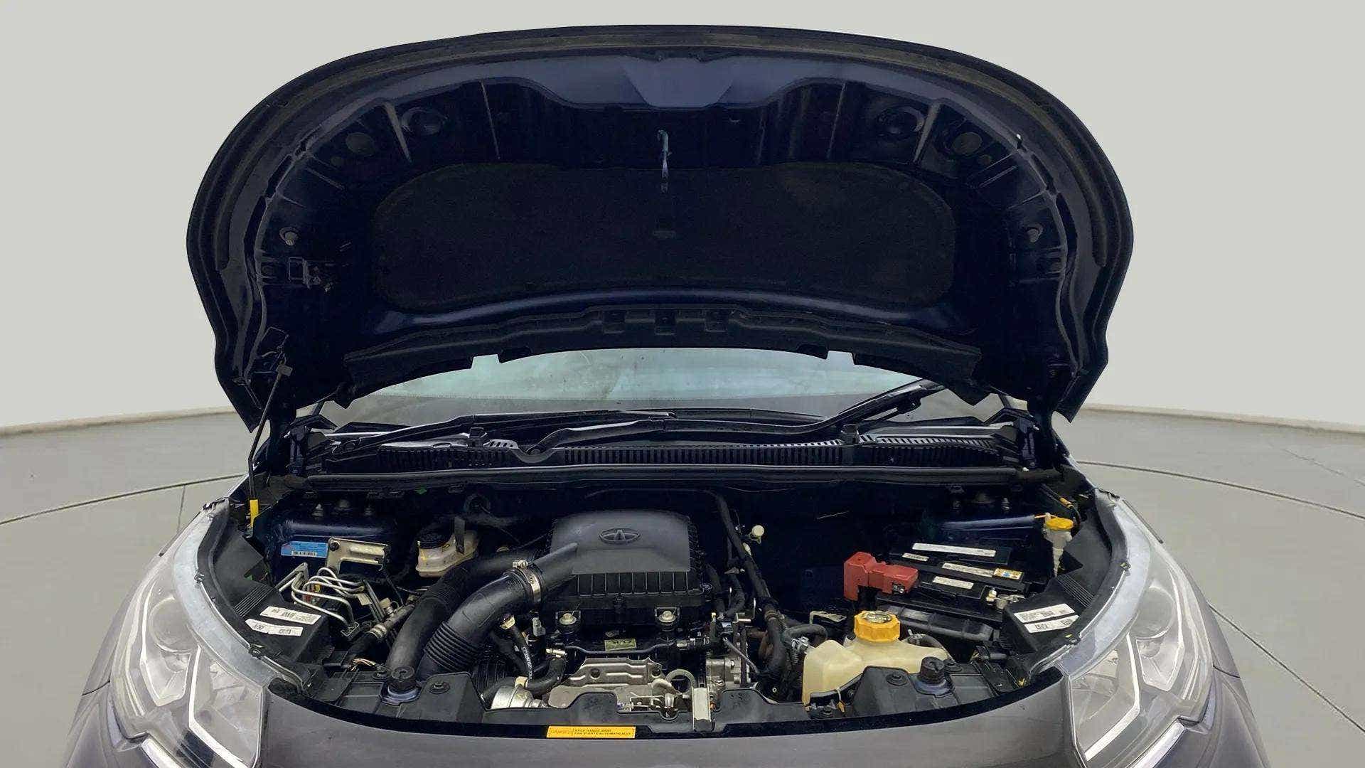 Engine bay view of a Tata Nexon 2017-2023