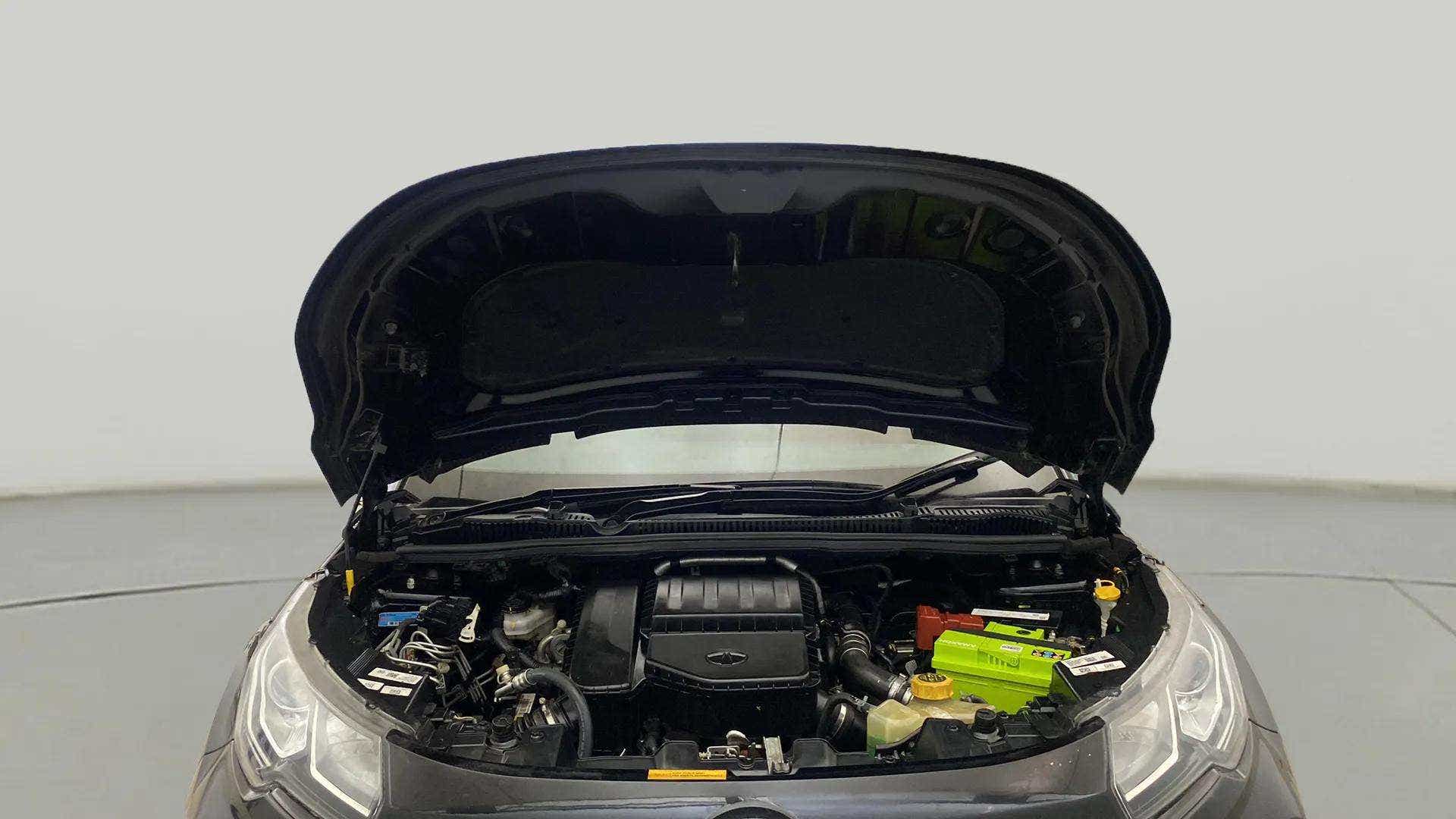 Engine bay view of a Tata Nexon 2017-2023