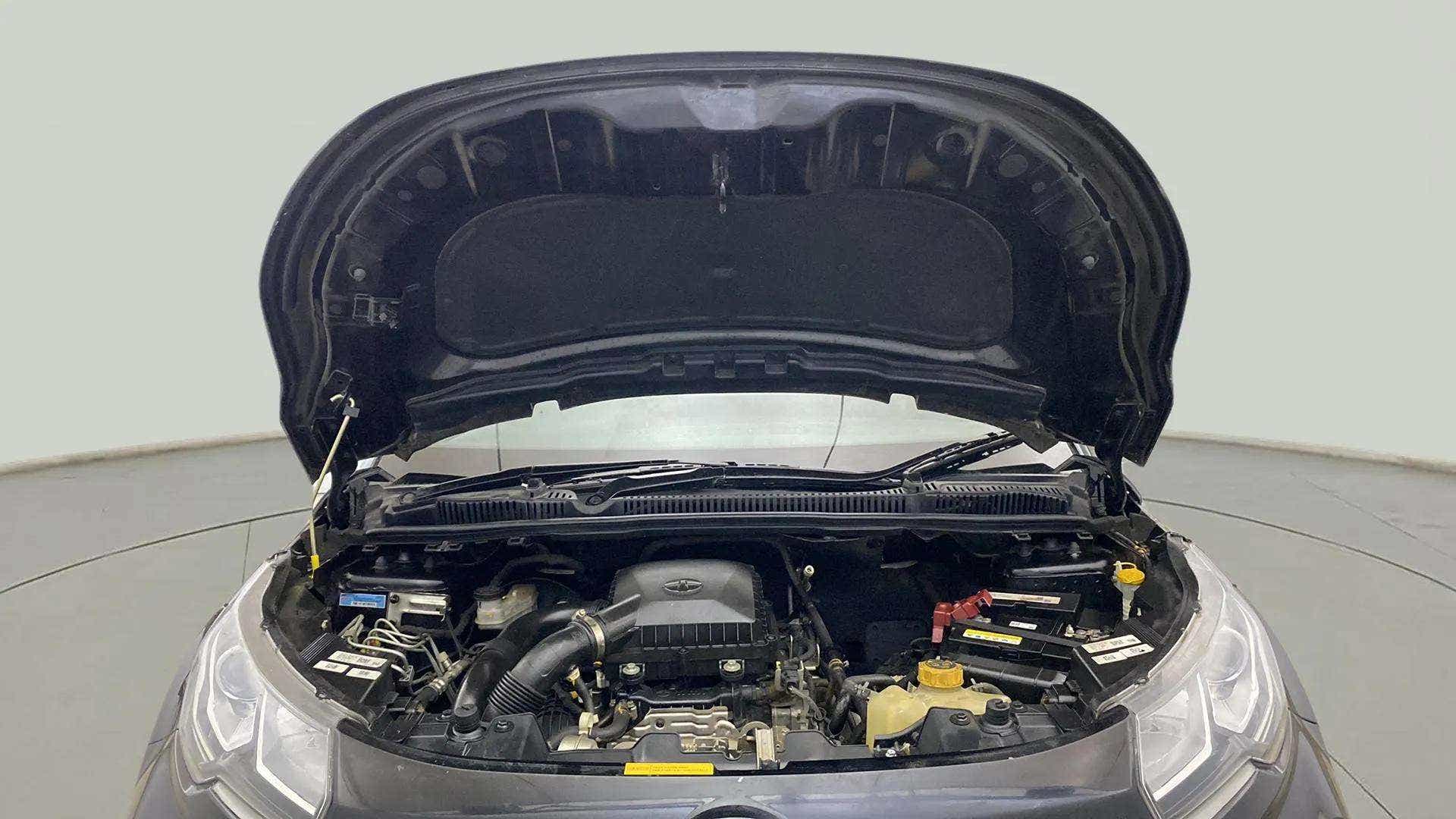 Engine bay of a Tata Nexon 2017-2023