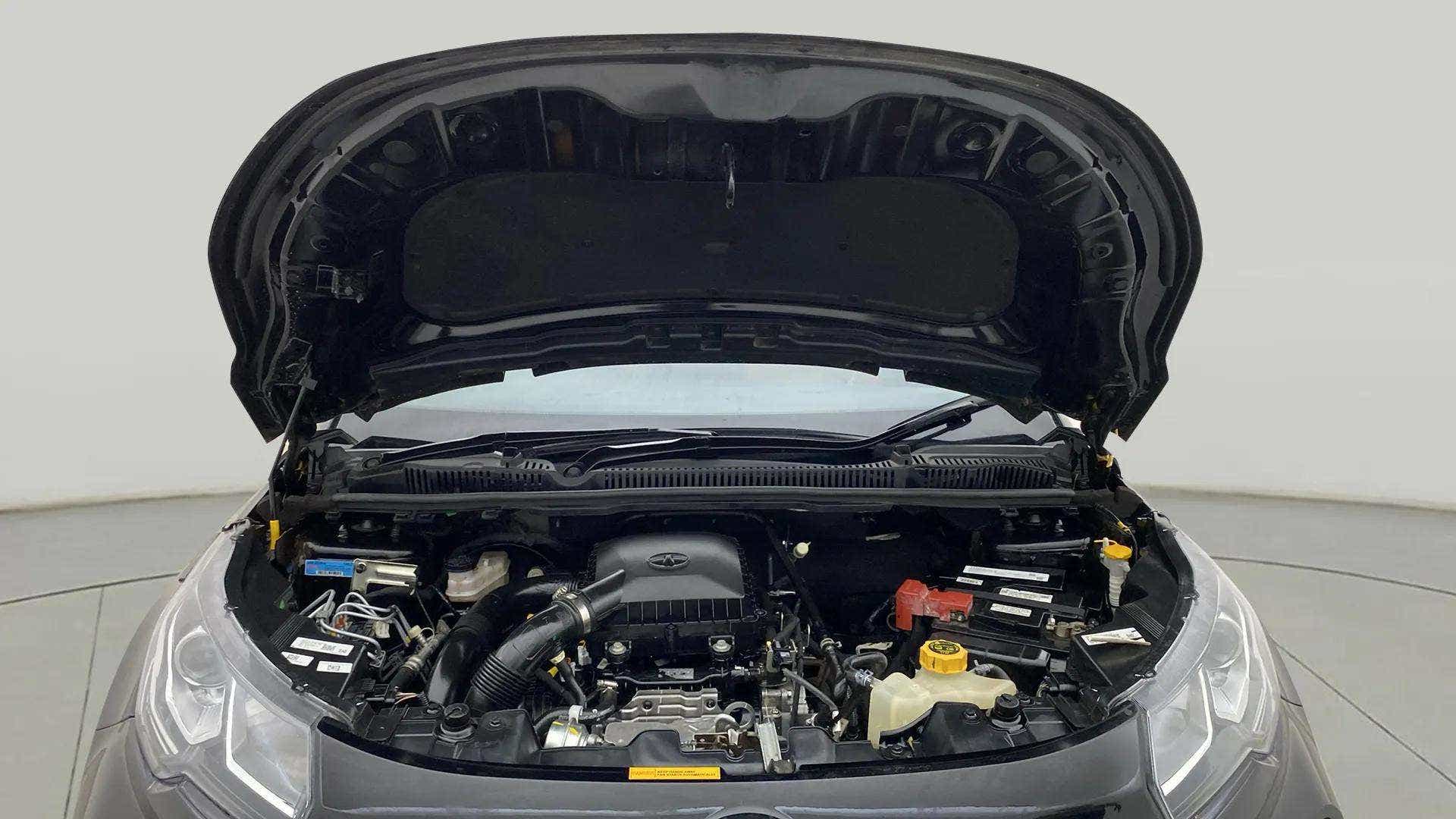 Engine bay of a Tata Nexon 2017-2023