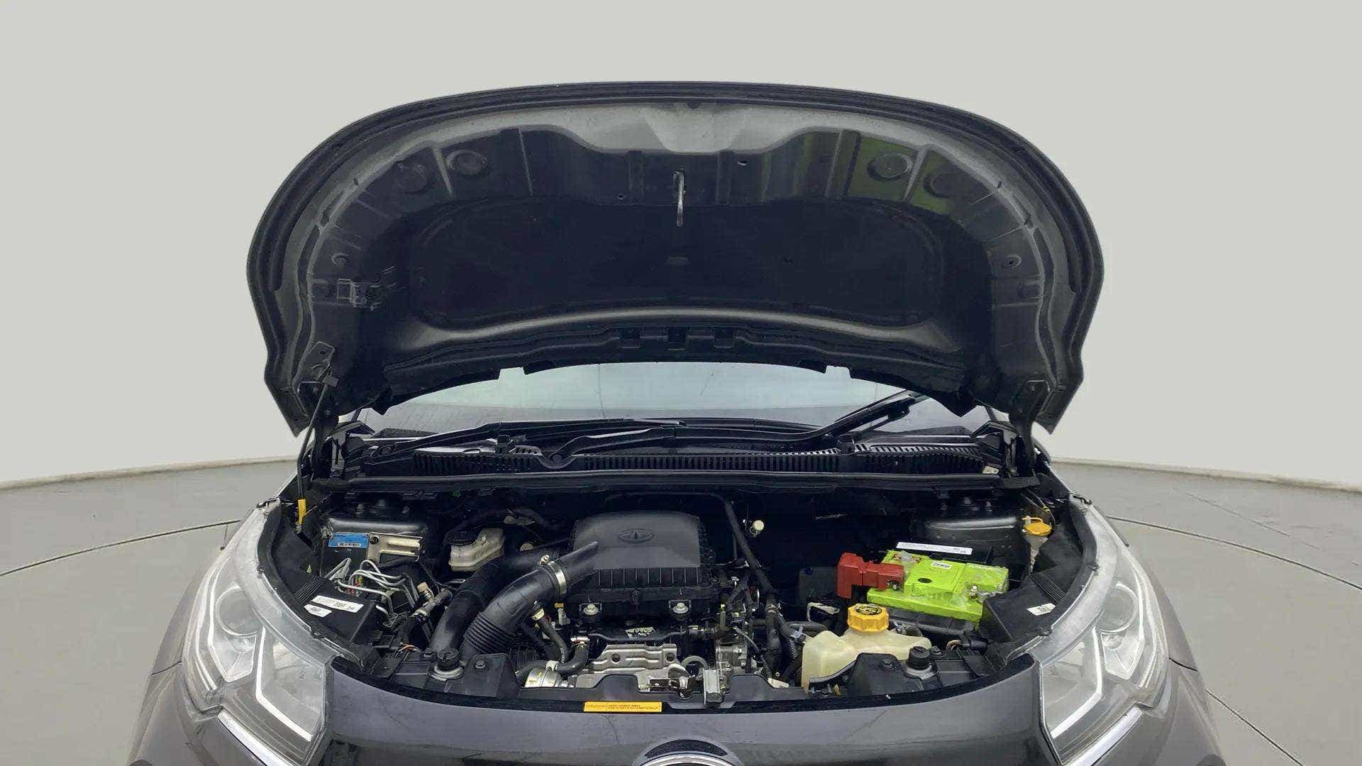 Engine bay of a Tata Nexon 2017-2023