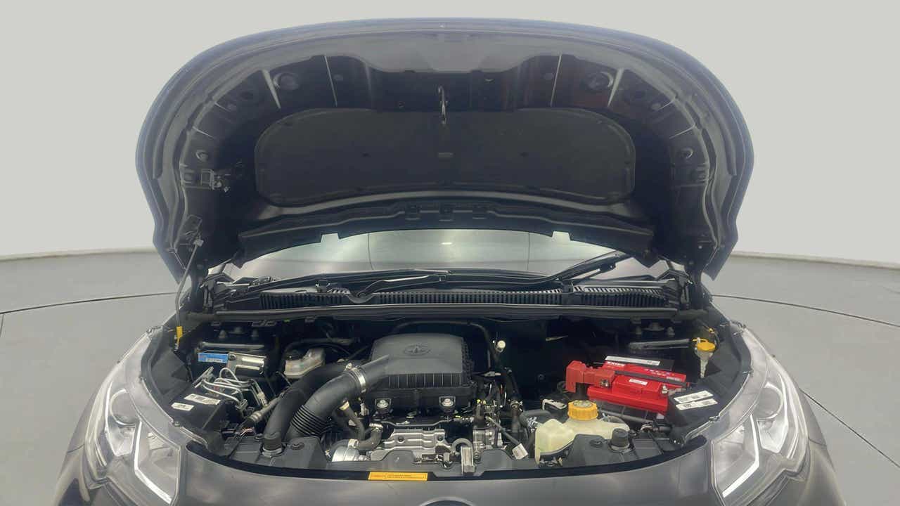 Engine bay view of a Tata Nexon 2017-2023