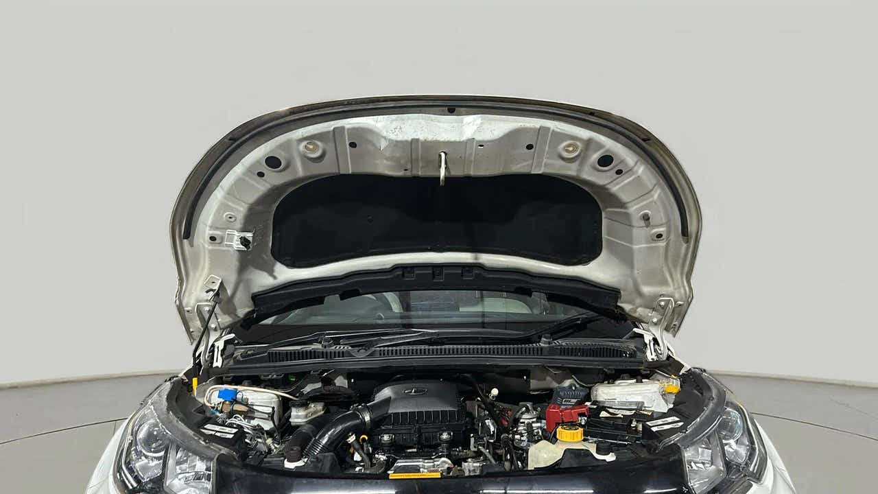 Engine bay of a Tata Nexon 2017-2023