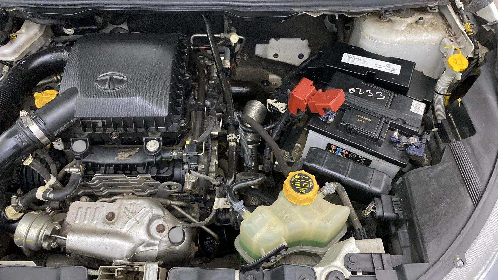 Engine bay view of a Tata Nexon 2017-2023