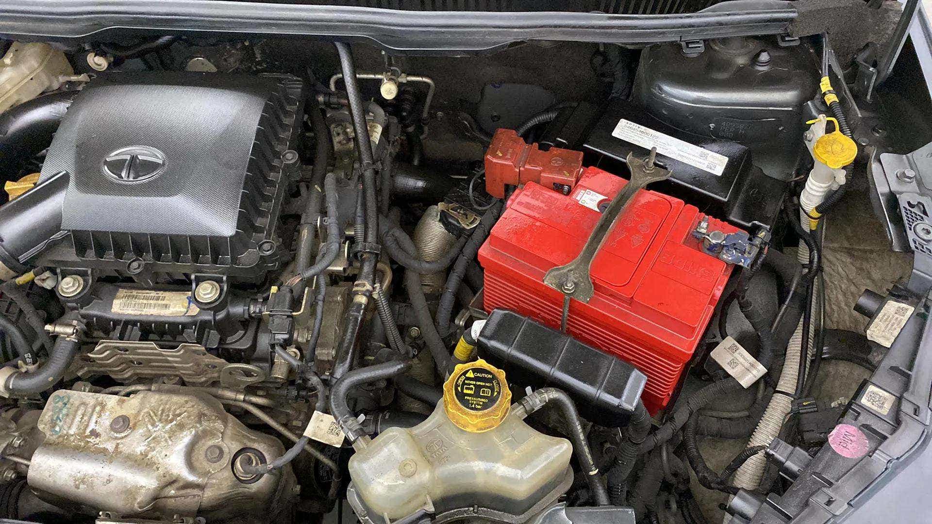 Engine bay view of a Tata Nexon 2017-2023