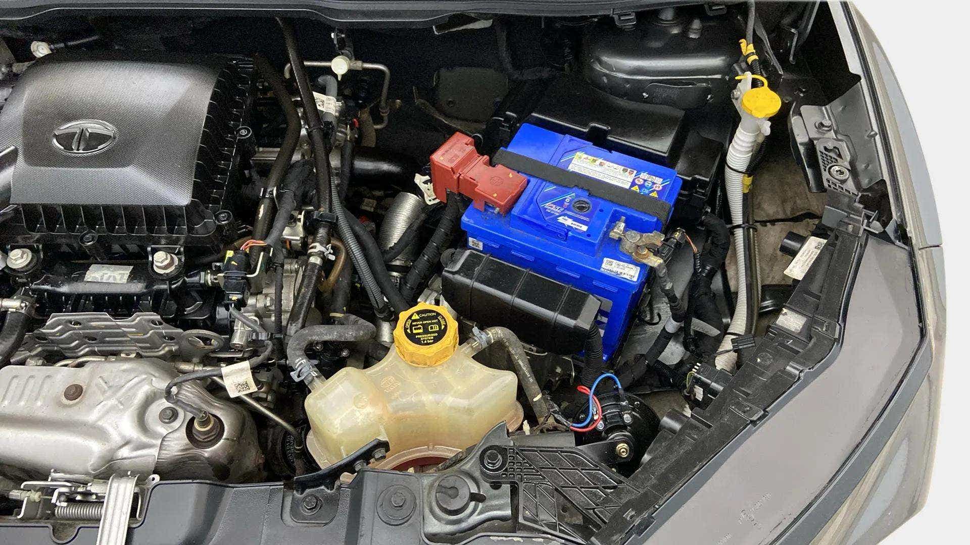 Engine bay view of a Tata Nexon 2017-2023
