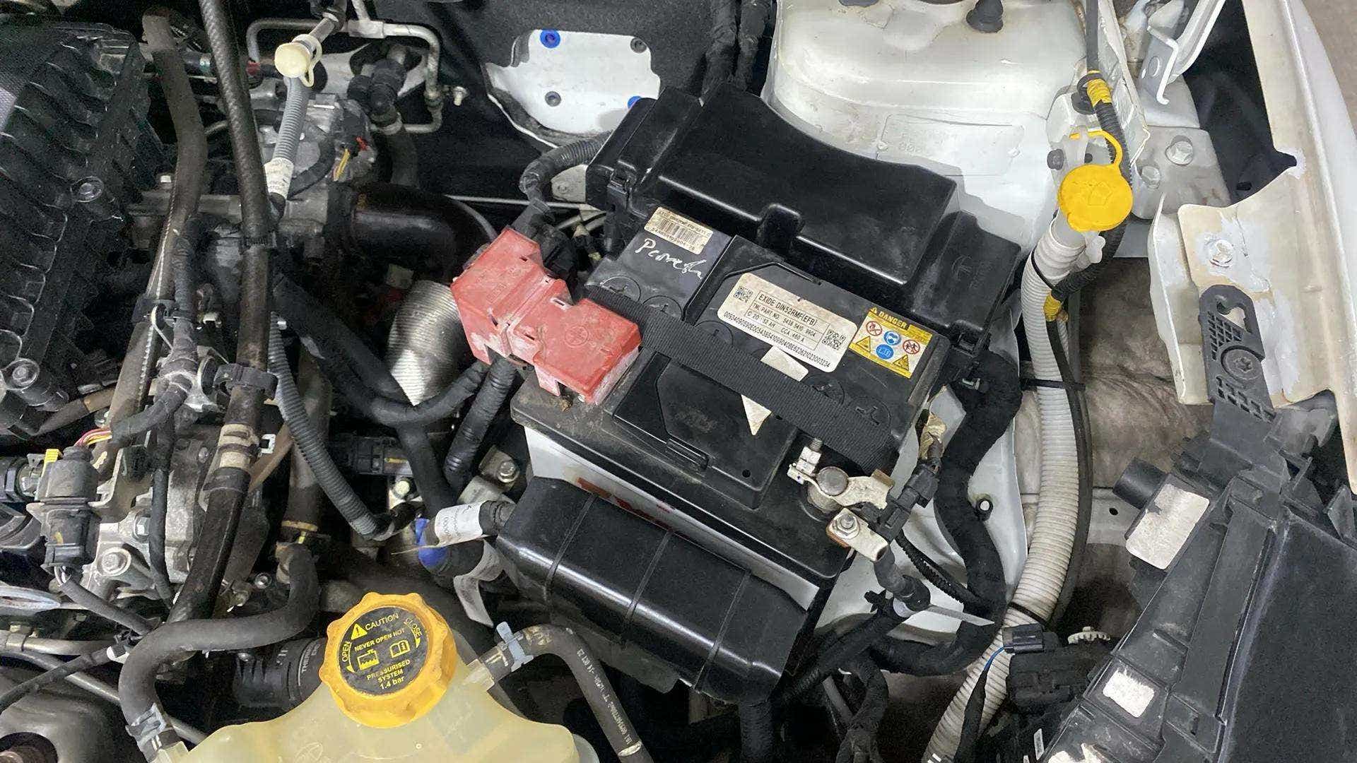 Engine bay view of a Tata Nexon 2017-2023