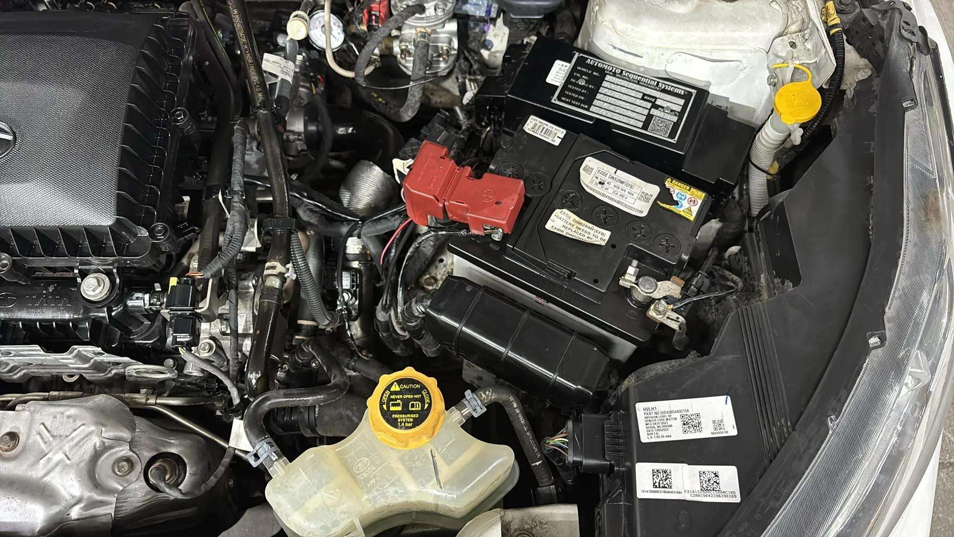 Engine bay view of a Tata Nexon 2017-2023