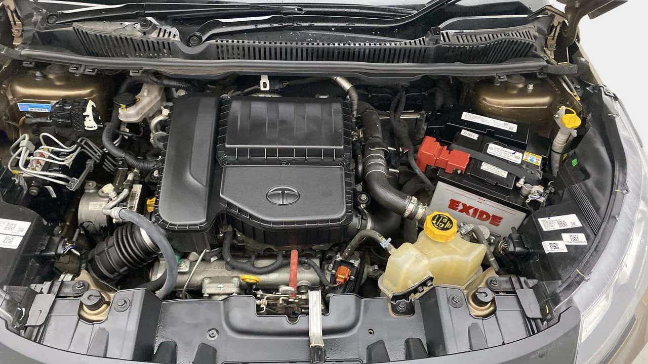 Engine bay of a Tata Nexon 2017-2023