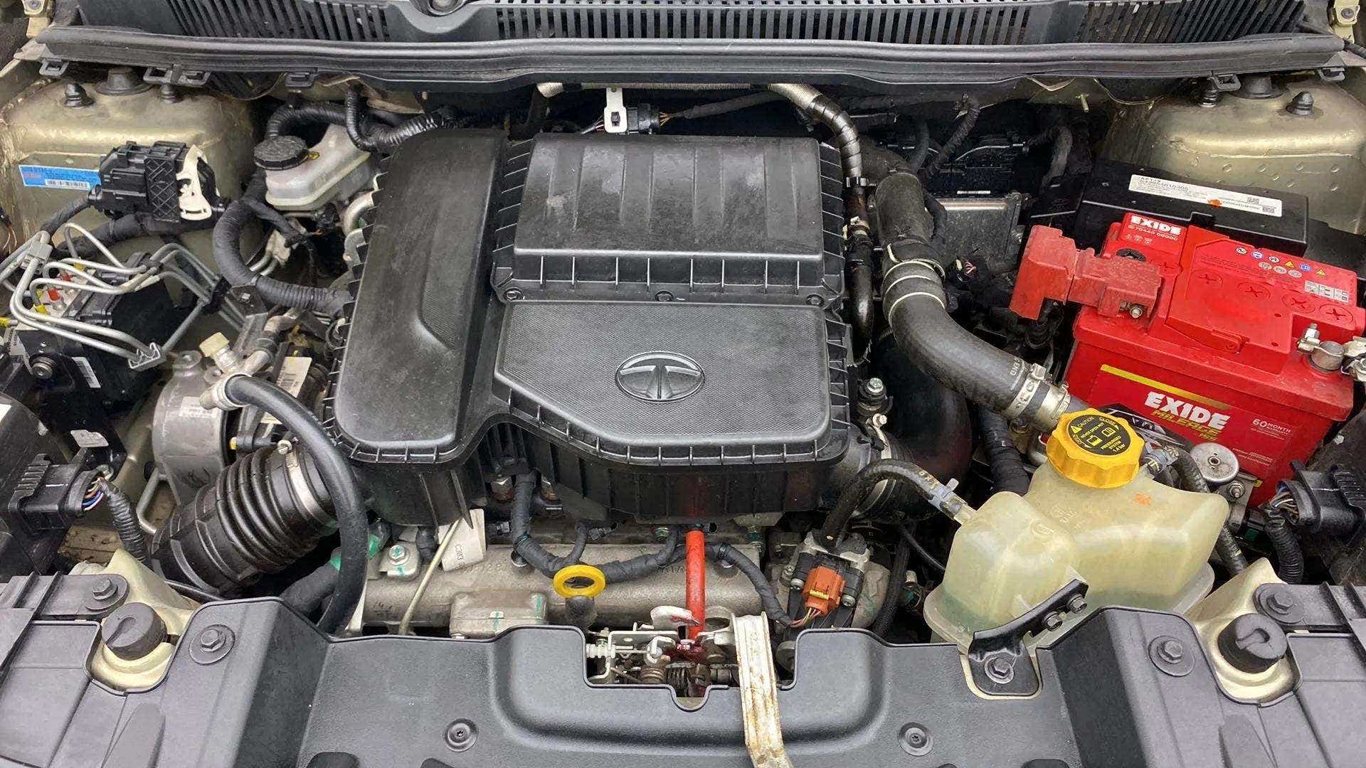 Engine bay of a Tata Nexon 2017-2023