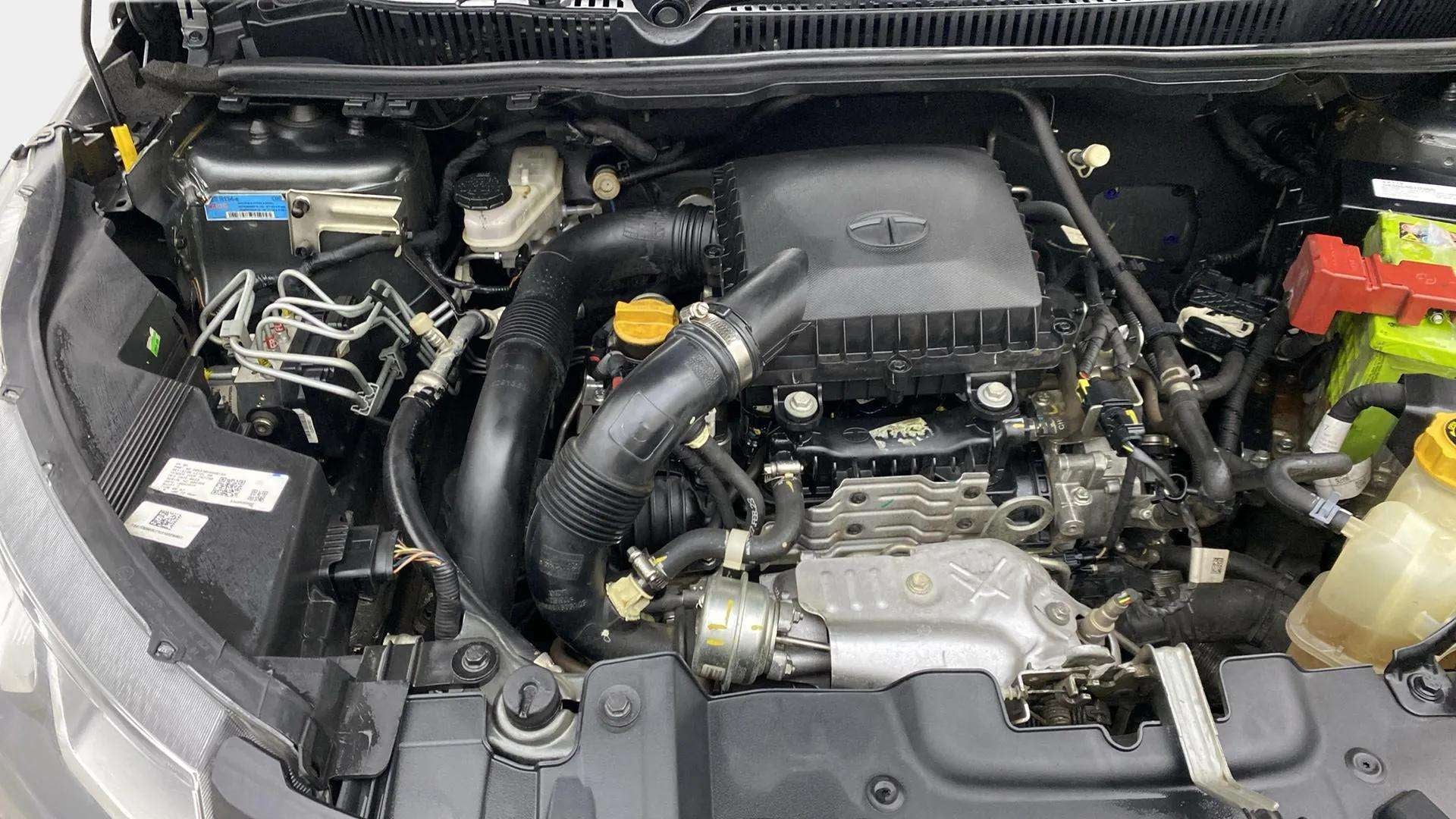 Engine bay of a Tata Nexon 2017-2023
