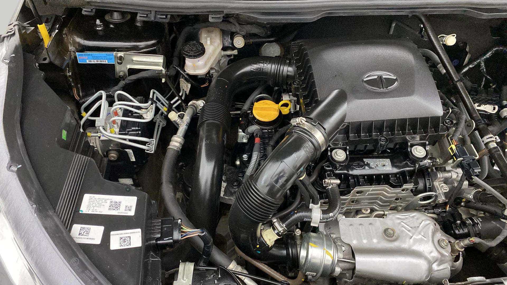 Engine bay of a Tata Nexon 2017-2023