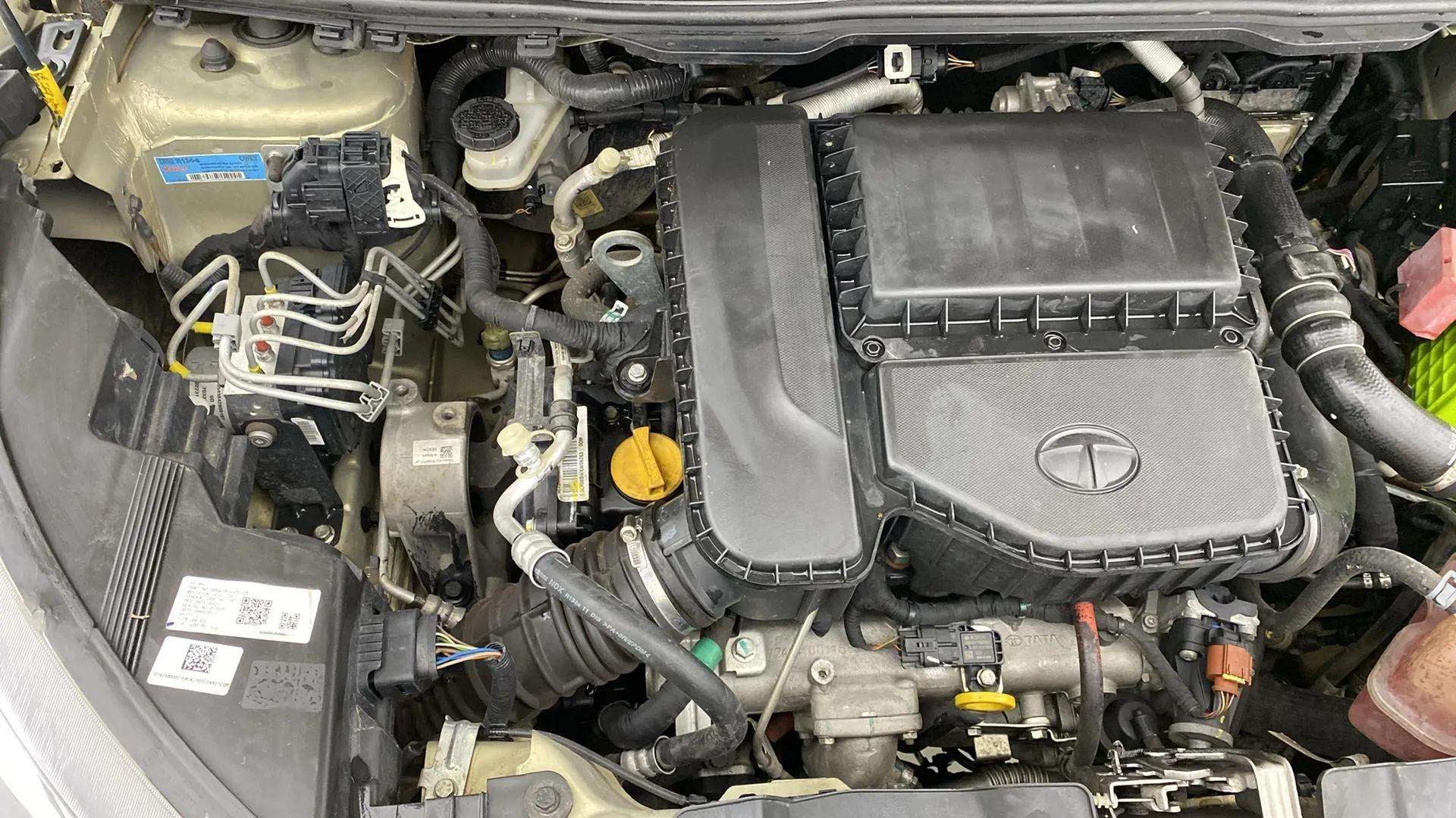 Engine bay view of a Tata Nexon 2017-2023