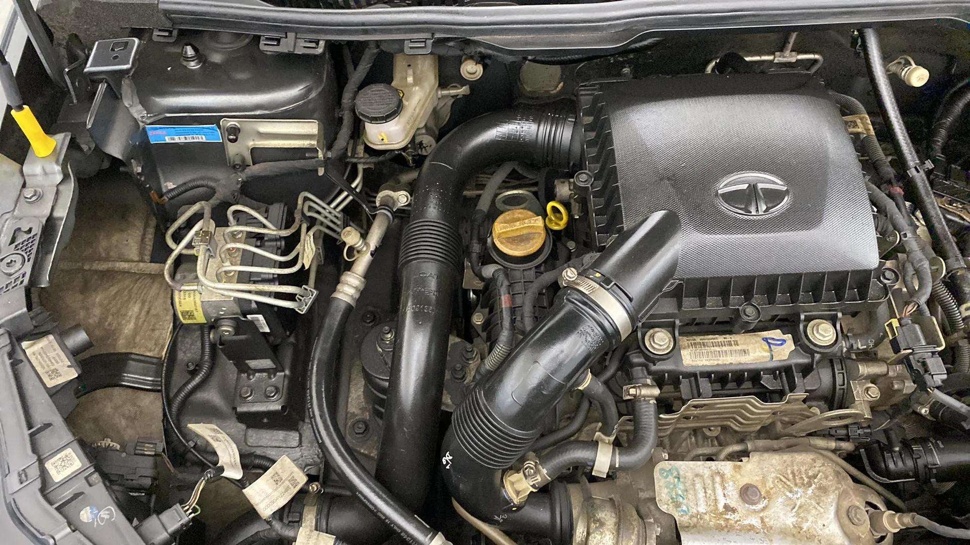 Engine bay view of a Tata Nexon 2017-2023