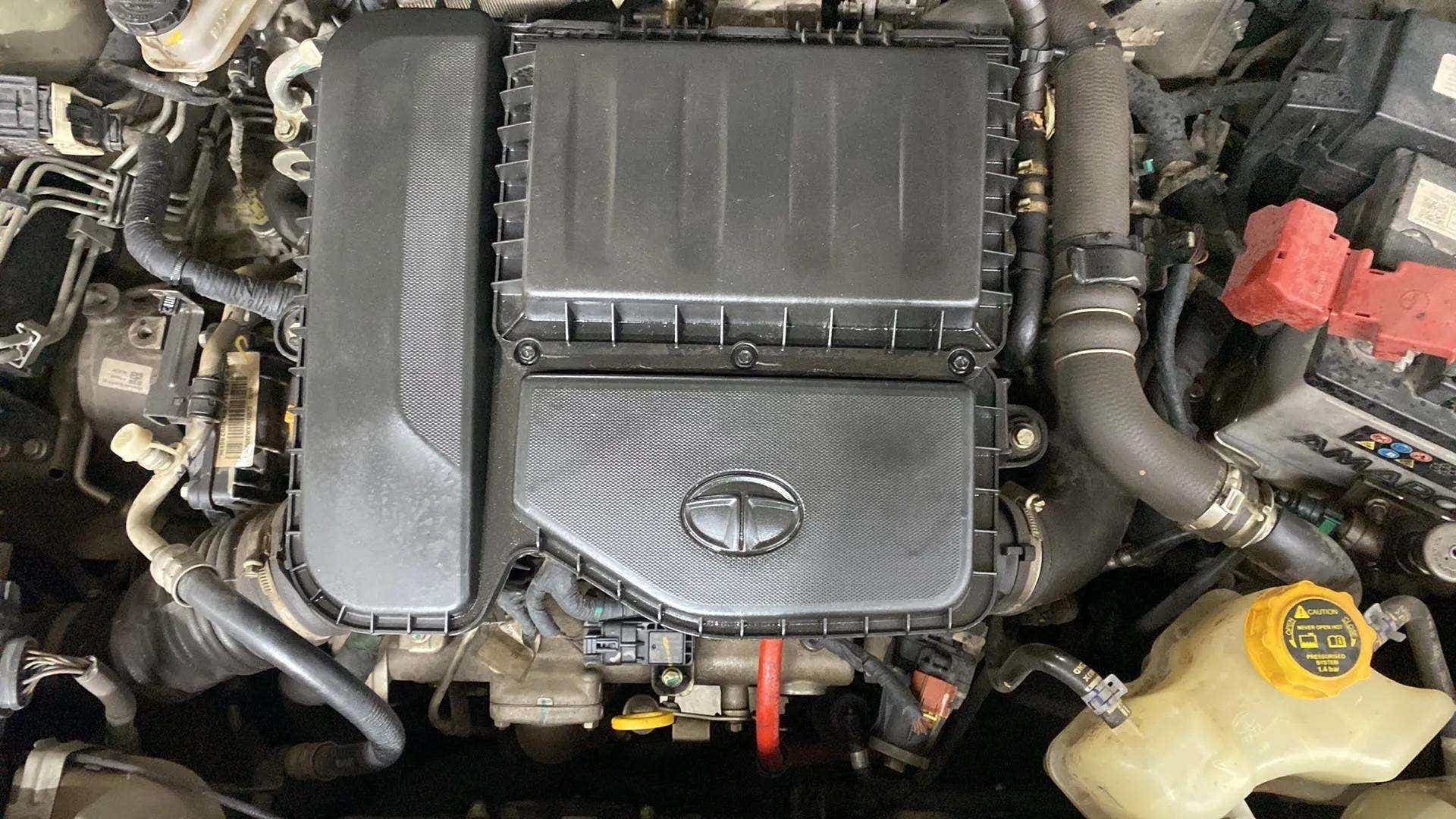 Engine bay view of a Tata Nexon 2017-2023