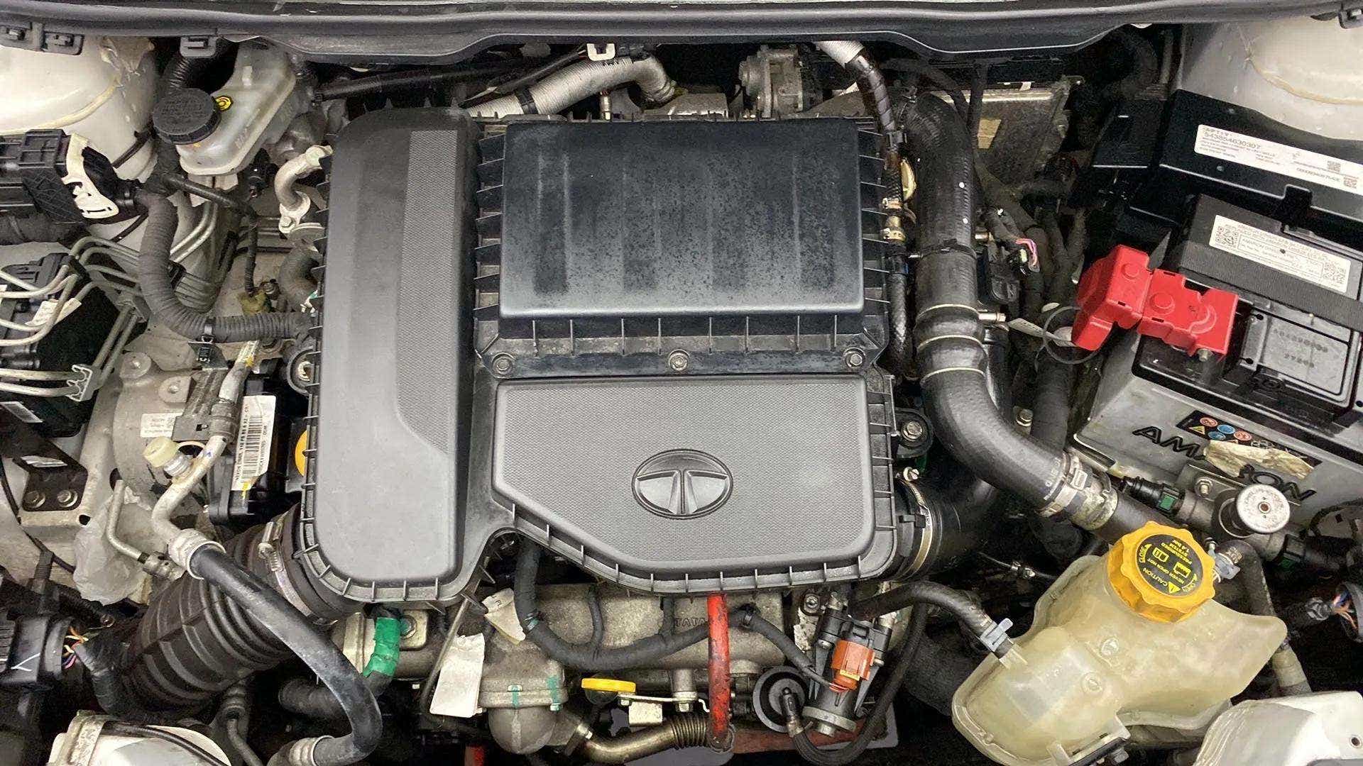 Engine bay of a Tata Nexon 2017-2023