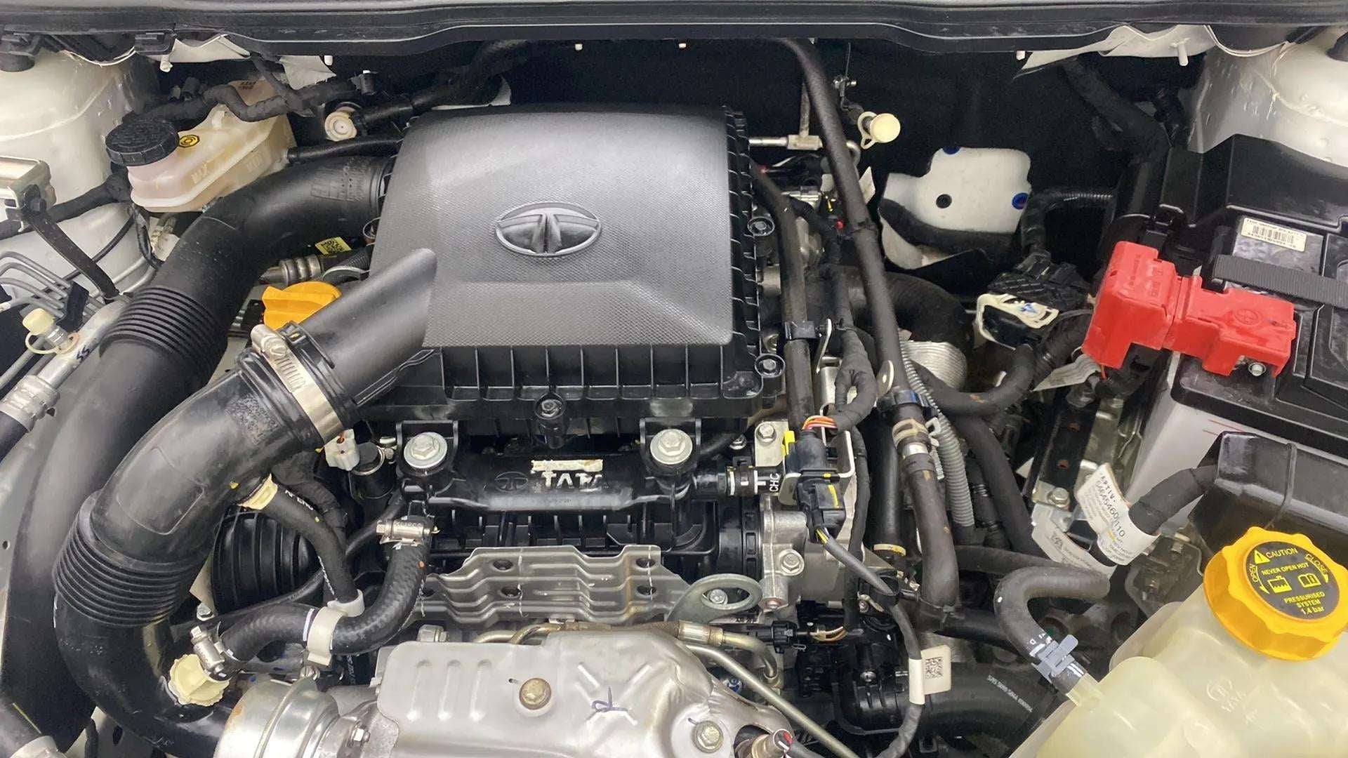 Engine bay of a Tata Nexon 2017-2023