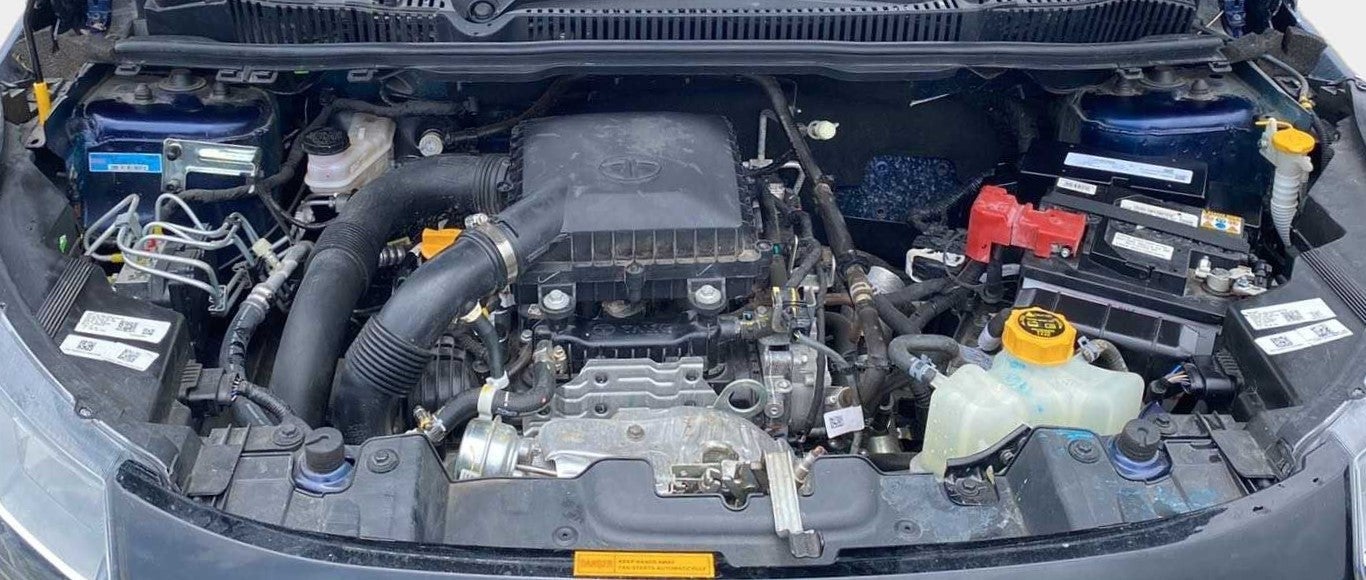 Engine bay of a Tata Nexon 2017-2023