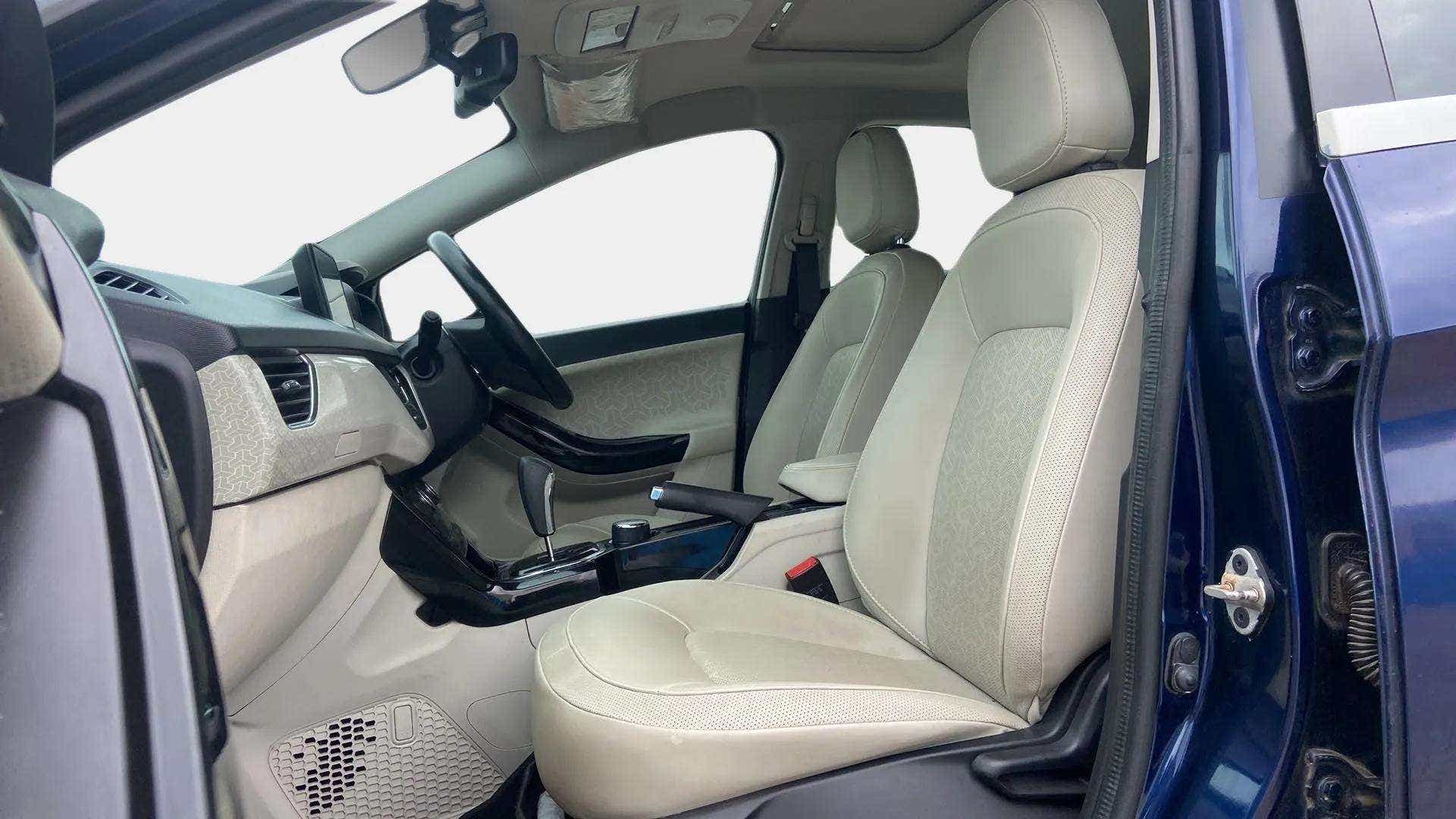 Front interior seats and dashboard of a Tata Nexon 2017-2023