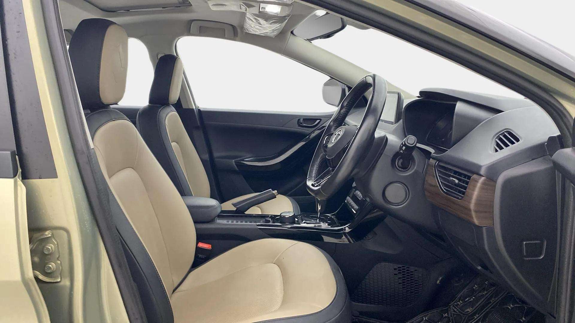Front interior view of a Tata Nexon 2017-2023